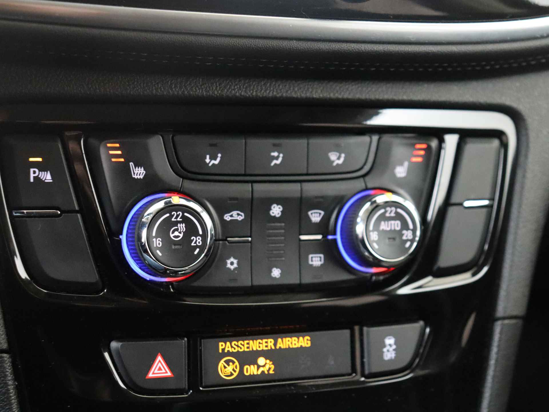 Opel Mokka X 1.4 Turbo Innovation Automaat Limited | Stoel-Stuurverwarming | Trekhaak | Navigatie | Climate Control | - 12/39