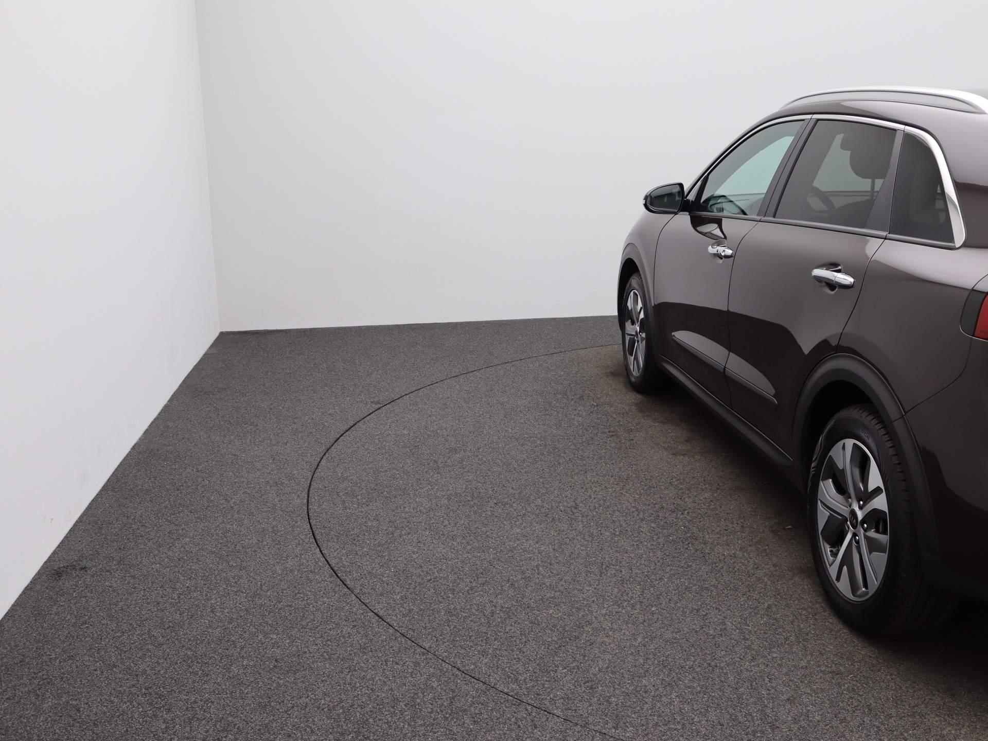 Kia e-Niro ExecutiveLine 64 kWh Leder | Stoelverwarming | Keyless | JBL | Camera | Navi | All Season | Cruise | Clima - 31/47