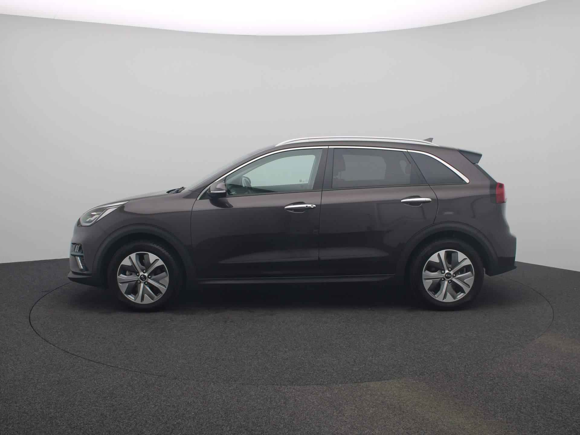 Kia e-Niro ExecutiveLine 64 kWh Leder | Stoelverwarming | Keyless | JBL | Camera | Navi | All Season | Cruise | Clima - 44/47