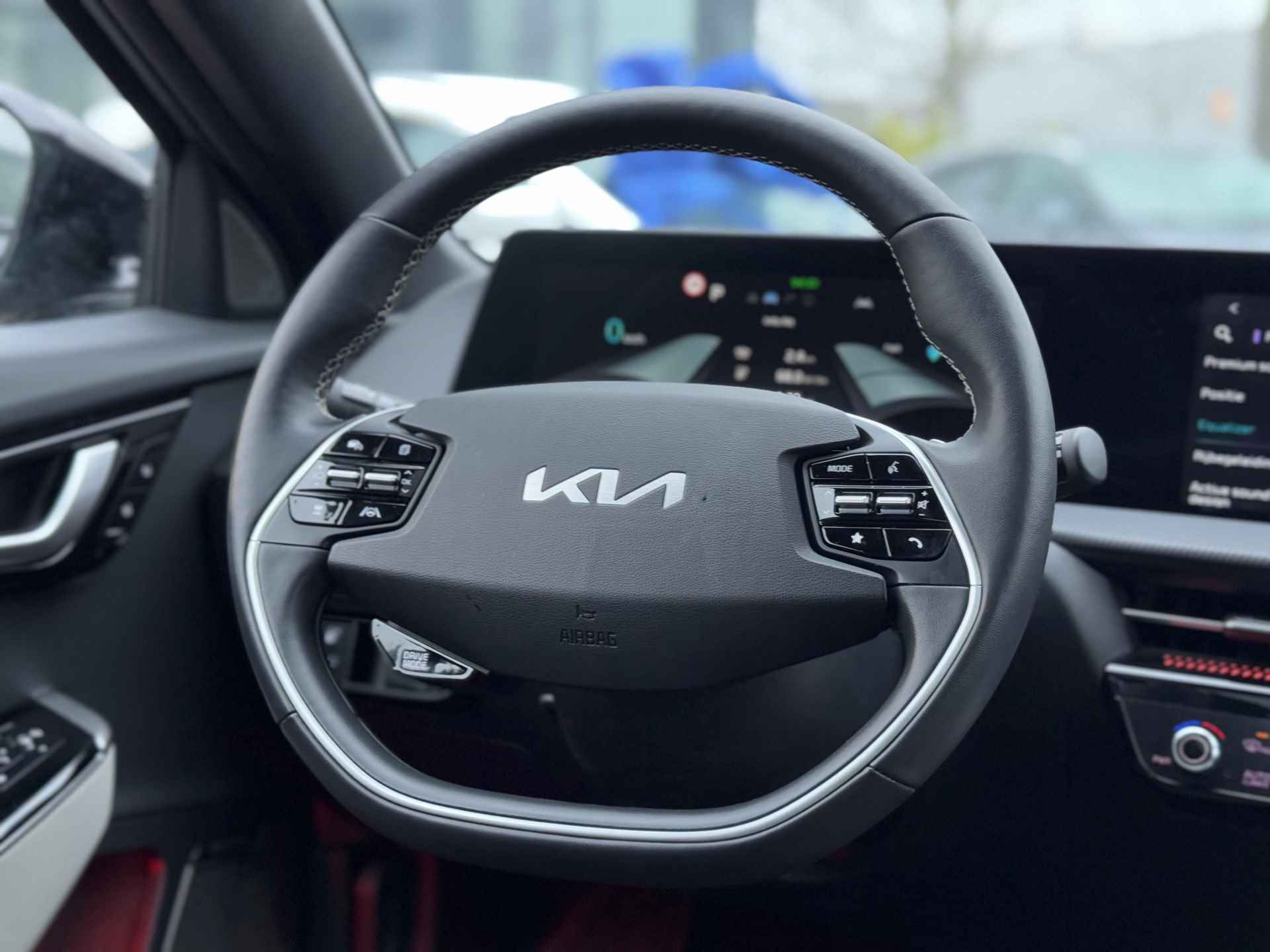 Kia EV6 GT-Line 77.4 kWh kia garantie t/m 09-2030 | dealer onderhouden | 1E EIGENAAR | panoramadak | dode hoek herkenning - 30/57