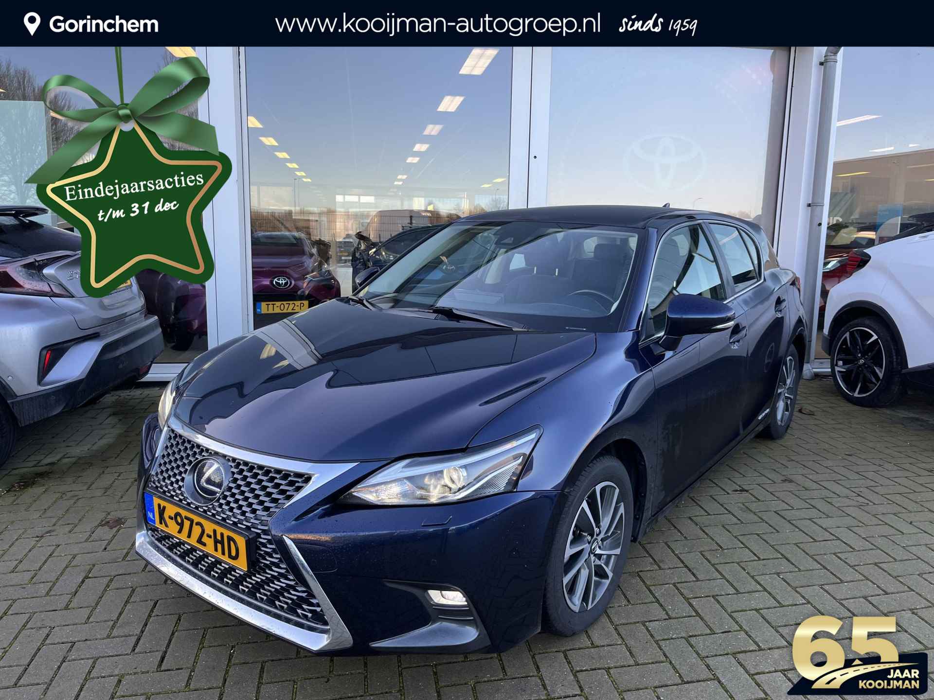 Lexus CT 200h Ultimate Edition | 1e Eigenaar | BTW | NL-auto | LED | Navigatie | NW All-Season banden | Keyless | Apple Carplay/Android Auto | - 1/15