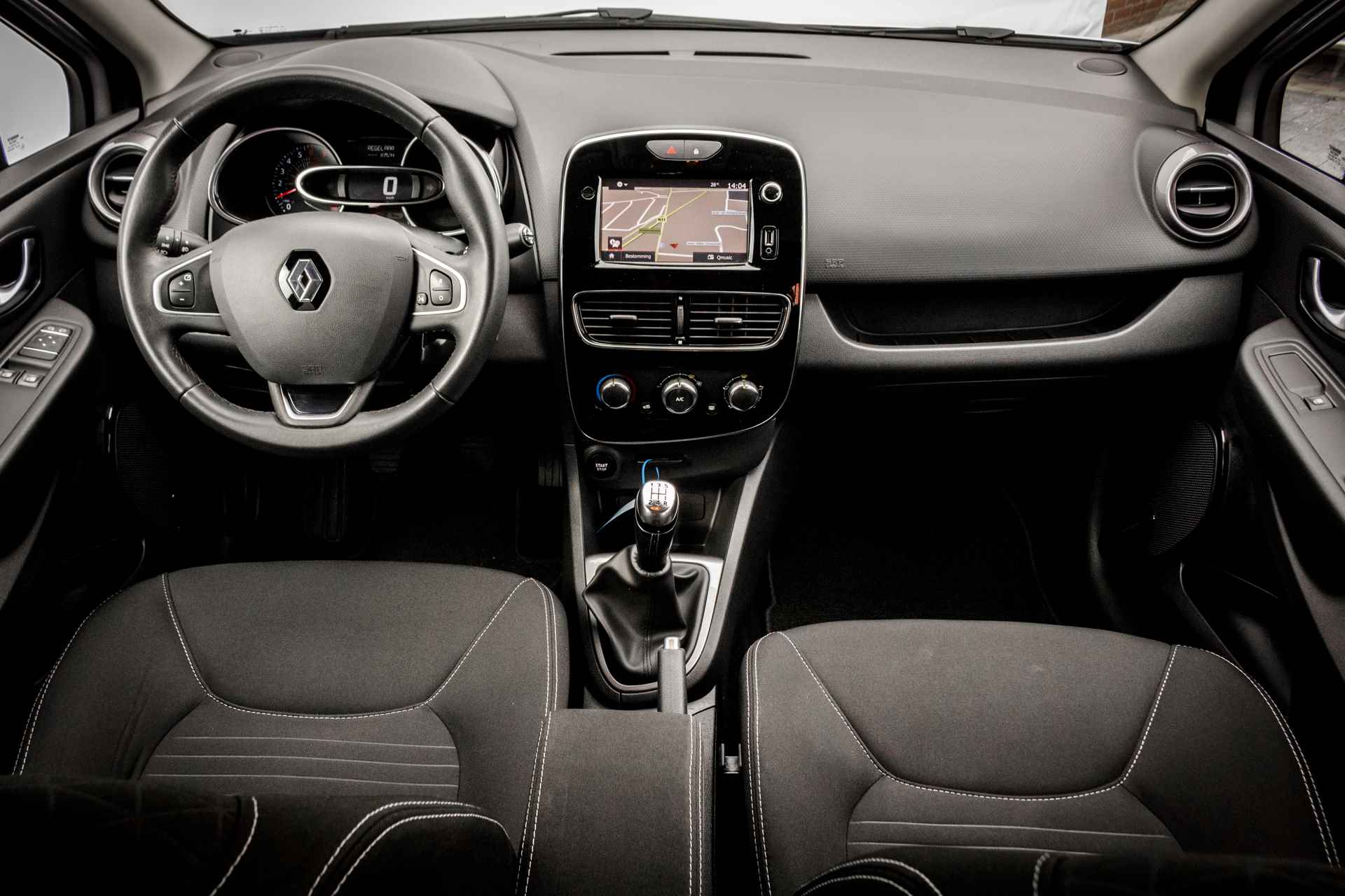 Renault Clio Estate 0.9 TCe Limited Estate RIJKLAAR INCL : GARANTIE Full Map Navi I Bluetooth I PDC achter - 20/32