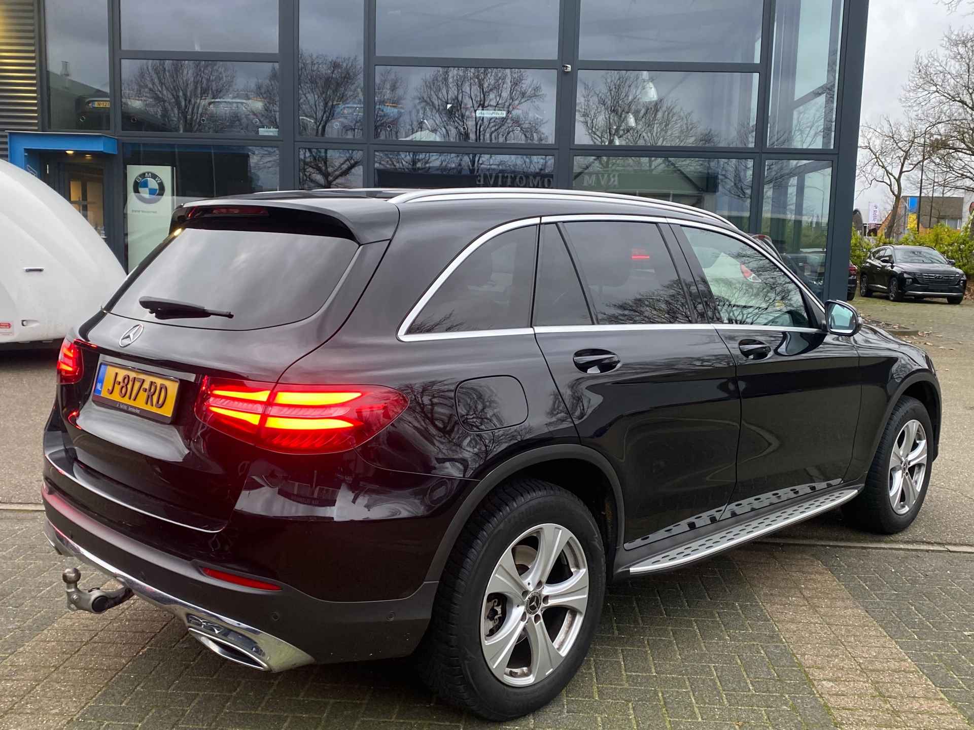 Mercedes-Benz GLC-klasse 250 d 4MATIC Premium Plus VAN: 39.900,- VOOR 37.440,- EINDEJAARSVOORDEEL: 2.460,- - 5/40