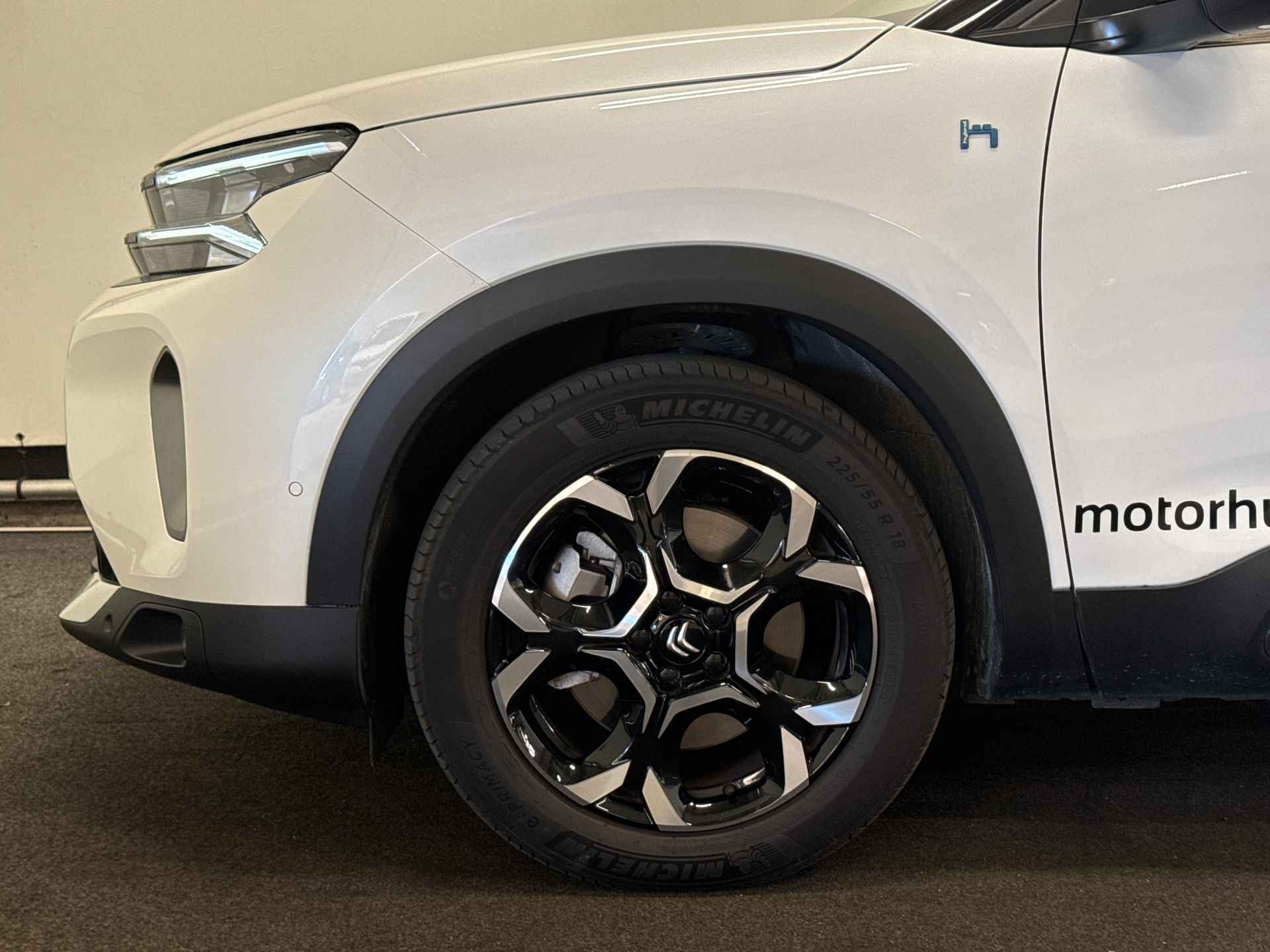 Citroen C5 Aircross 1.6 HYBRID 180PK PHEV BUSINESS PLUS NAVI CAMERA LEDER PDC 18INCH LED NAP - 6/26