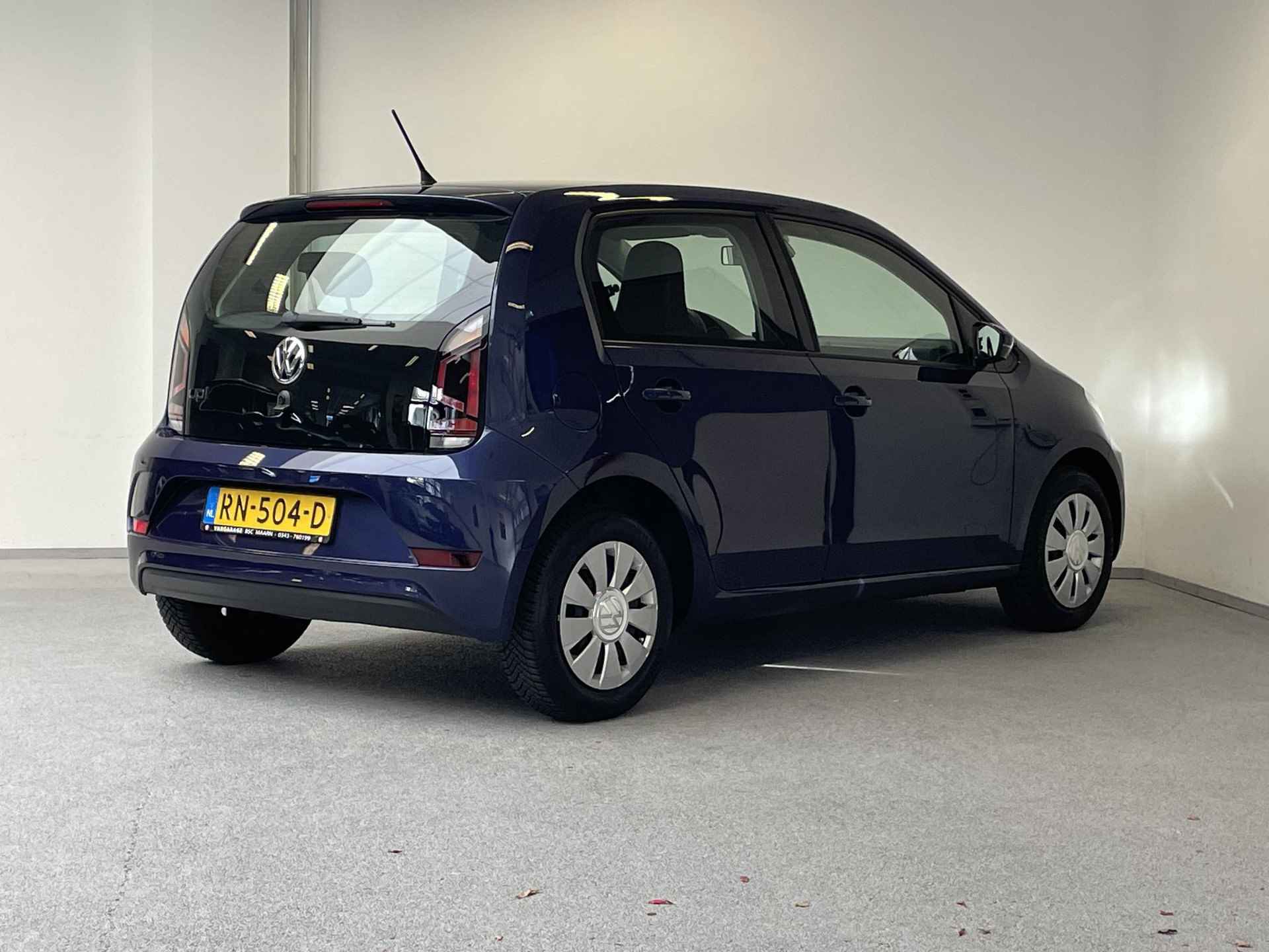 Volkswagen Up! 1.0 BMT move up! | 2e-EIG | ORG.NL | AIRCO | DAB+ | - 11/29