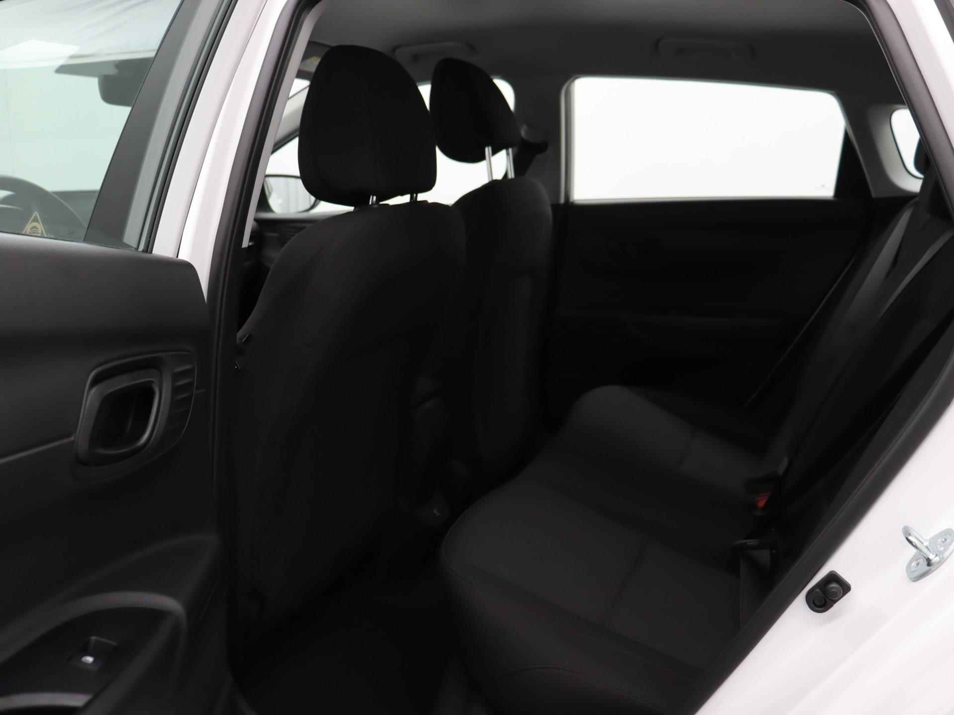 Hyundai i20 1.0 T-GDI Comfort | Incl. €2000,- Voorraadactie! | Nieuwste model! | Apple Carplay | Camera | Lm-wielen | Parkeersensoren | - 20/24