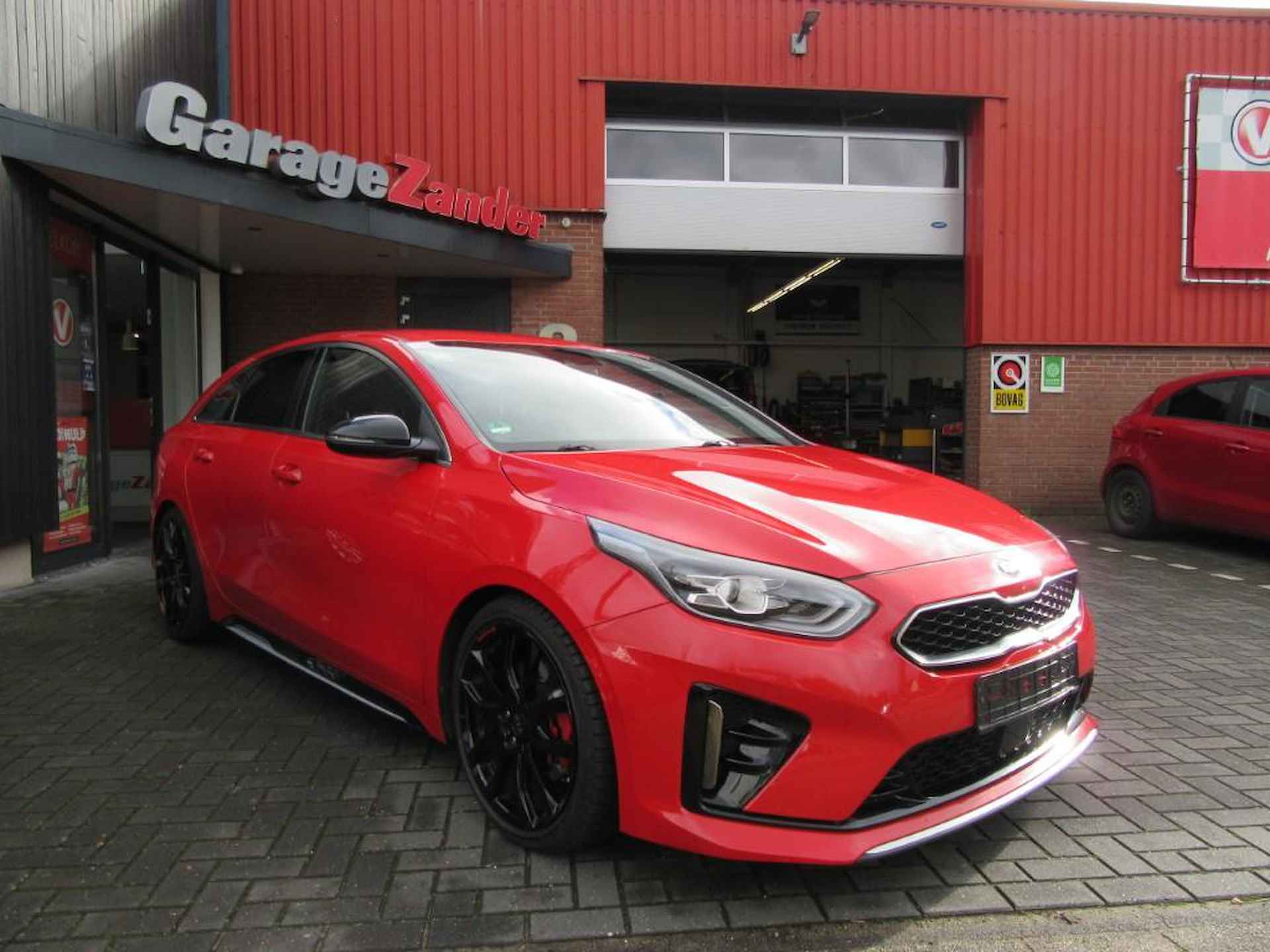 Kia ProCeed 1.4 T-GDI GT-Line - 8/46