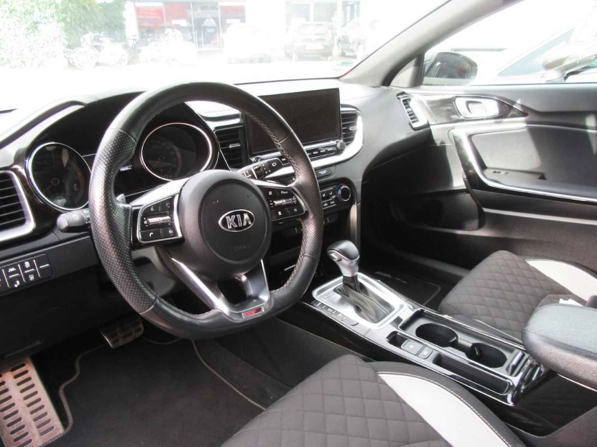 Kia ProCeed 1.4 T-GDI GT-Line - 18/46