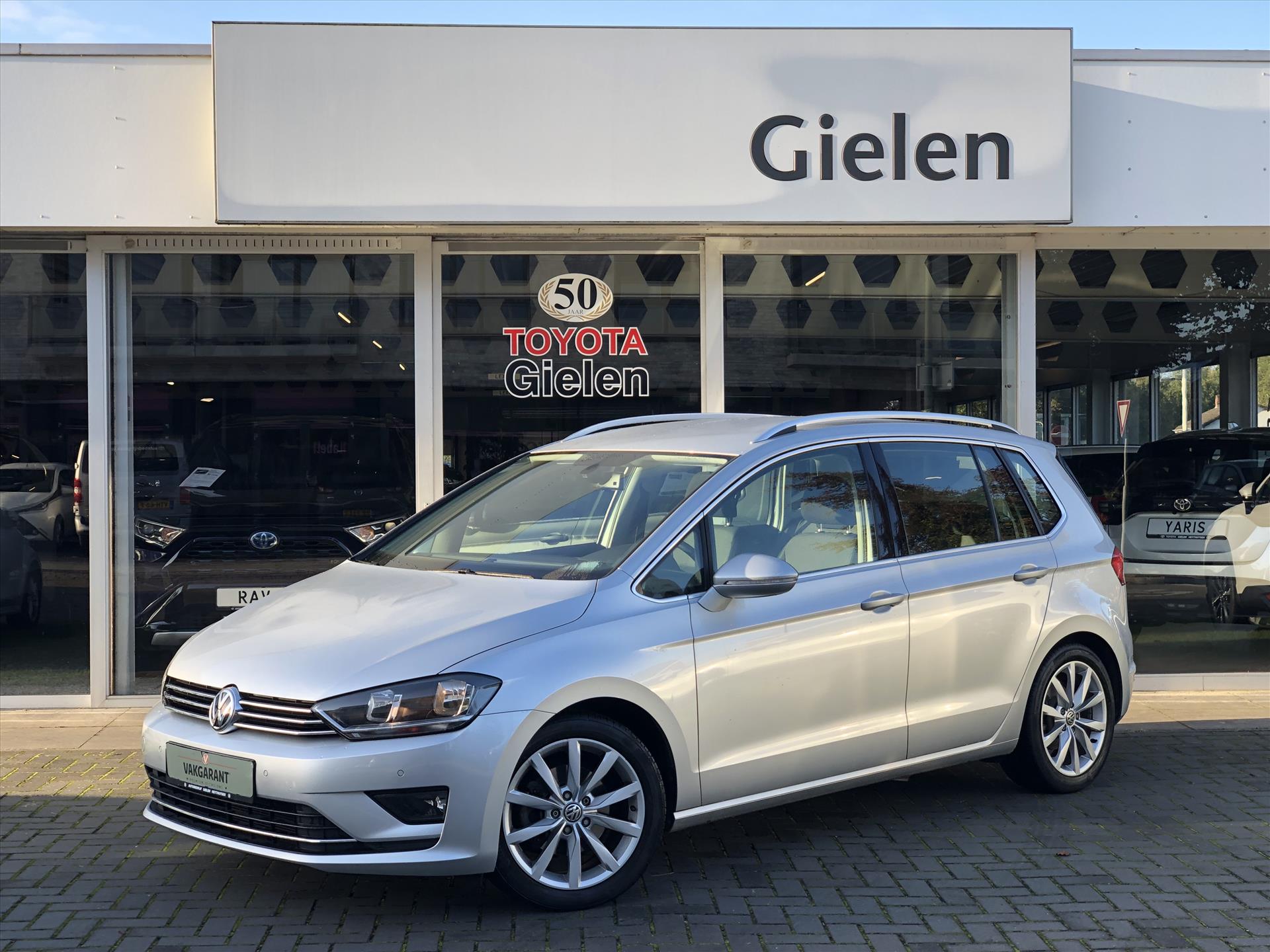 Volkswagen Golf Sportsvan 1.4 TSI Highline | Eerste eigenaar, Cruise control, Lichtmetalen velgen, DAB, Parkeersensoren, Camera, Zeer netjes!