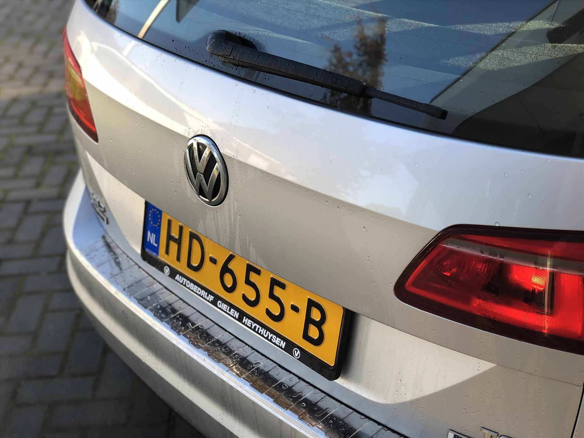 Volkswagen Golf Sportsvan 1.4 TSI Highline | Eerste eigenaar, Cruise control, Lichtmetalen velgen, DAB, Parkeersensoren, Camera, Zeer netjes! - 8/31