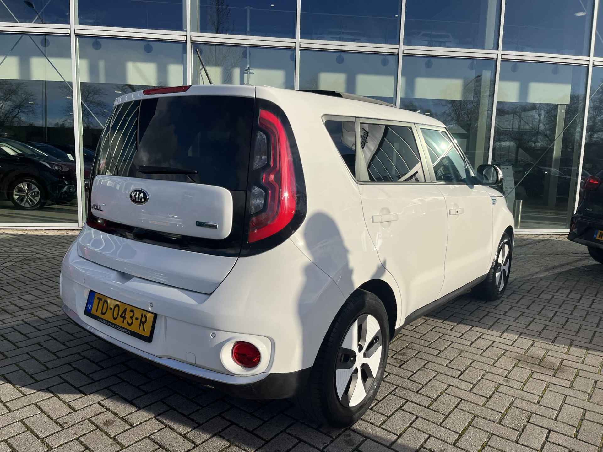 Kia Soul EV Edition 30 kWh - 6/38