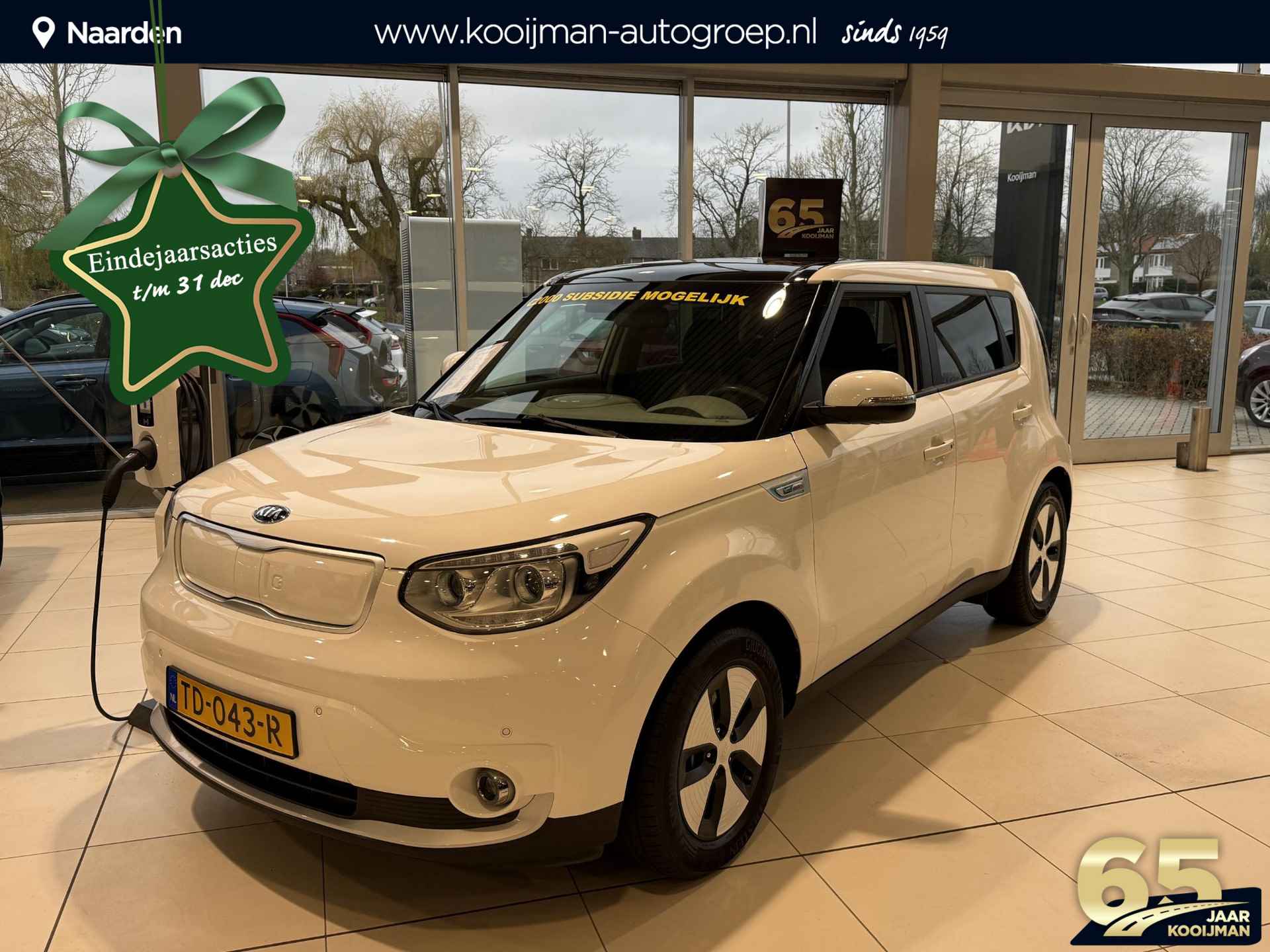 Kia Soul EV Edition 30 kWh | €2.000 SUBSIDIE !! | stoelverwarming | Keyless | Stuurverwarming | Panoramisch Schuifdak | - 1/37