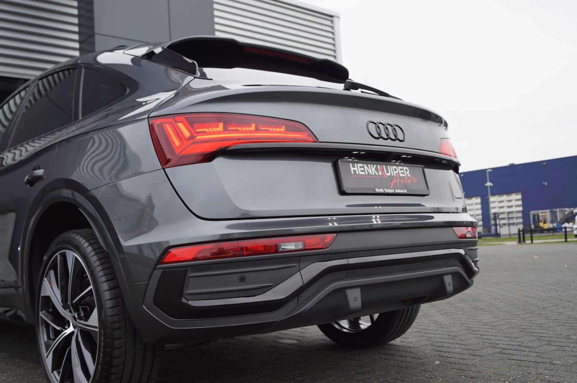 AUDI Q5 Sportback 40 TFSI S-Line Quattro/ Panodak / Led matrix / Trekhaak / 21 LM - 35/61