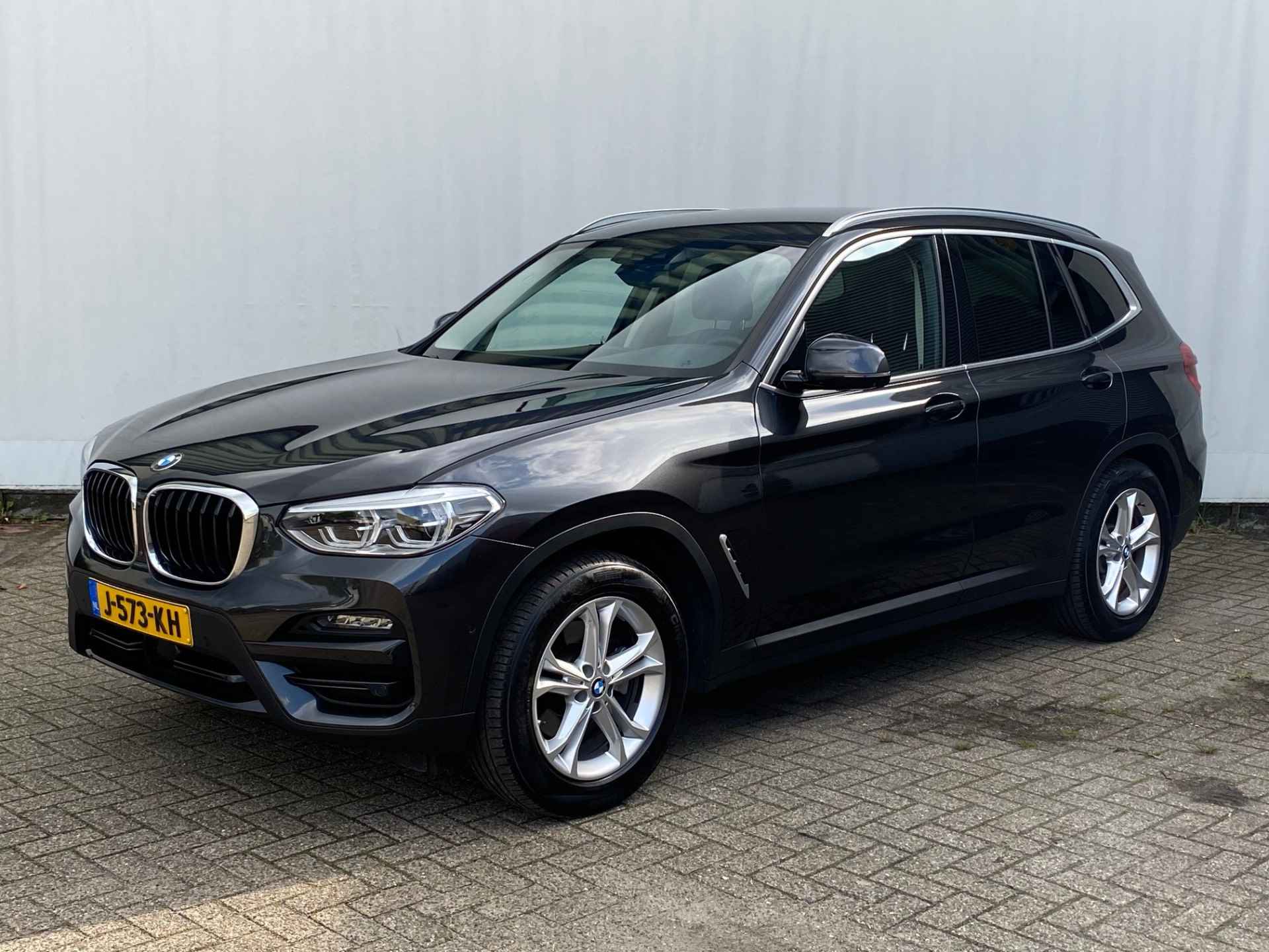 BMW X3 xDrive20i High Executive Ed. / Driv.assist/ H.Kardon - 2/27