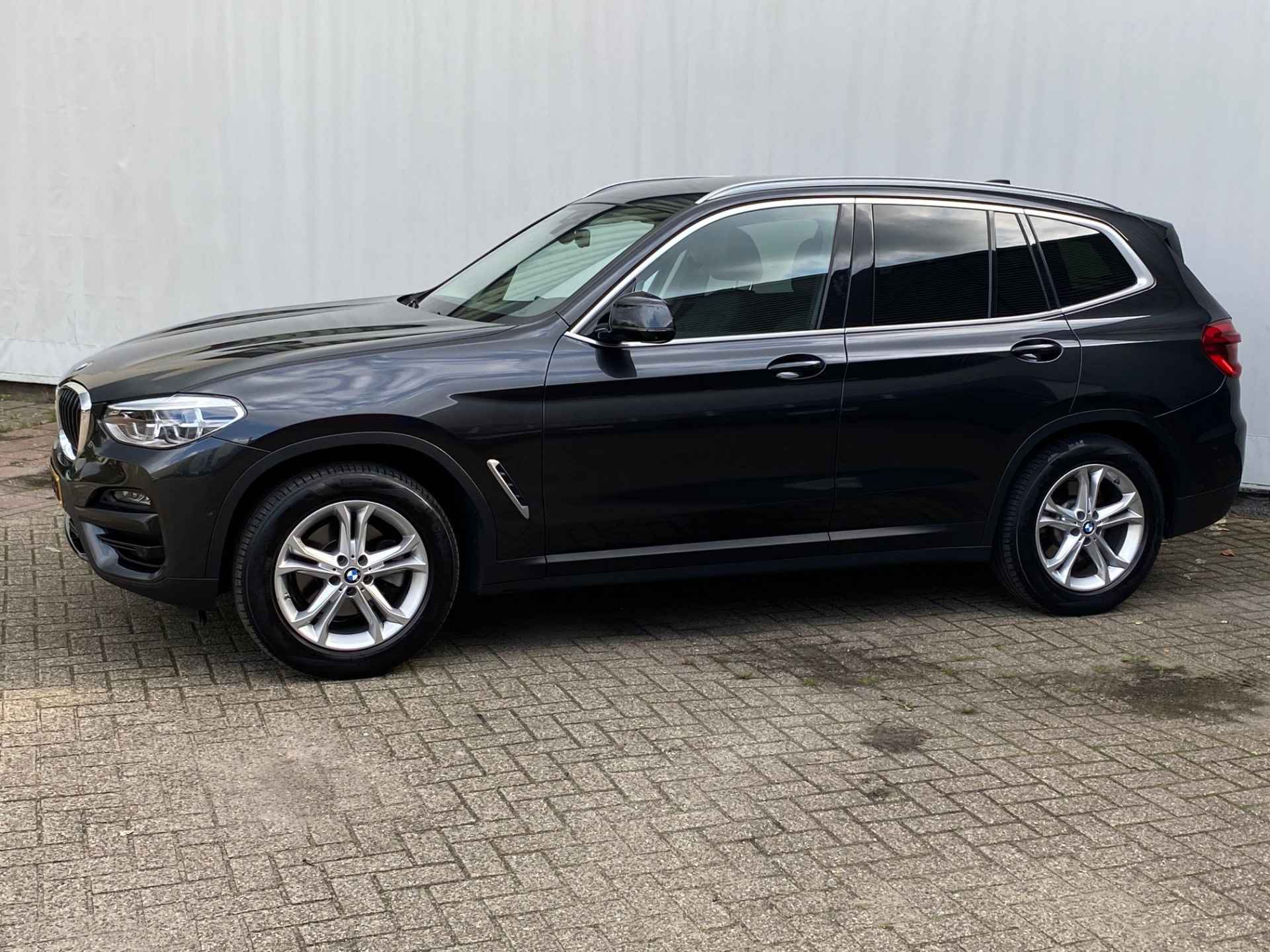 BMW X3 xDrive20i High Executive Ed. / Driv.assist/ H.Kardon - 3/27