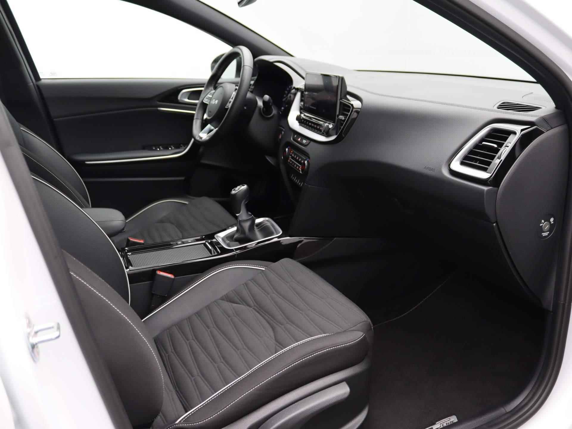 Kia XCeed 1.5 T-GDi GT-Line | Sportstoelen met verwarming | Stuur verwarming | Navigatie | Climate Control | Cruise Control | - 9/48