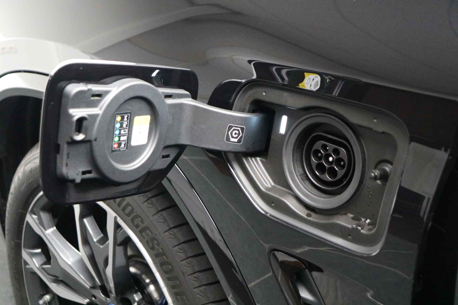 BMW X3 xDrive30e High Executive M Sport Automaat / Panoramadak / Trekhaak / Laserlight / Parking Assistant Plus / Gesture Control / Comfort Access / Adaptief onderstel - 8/30