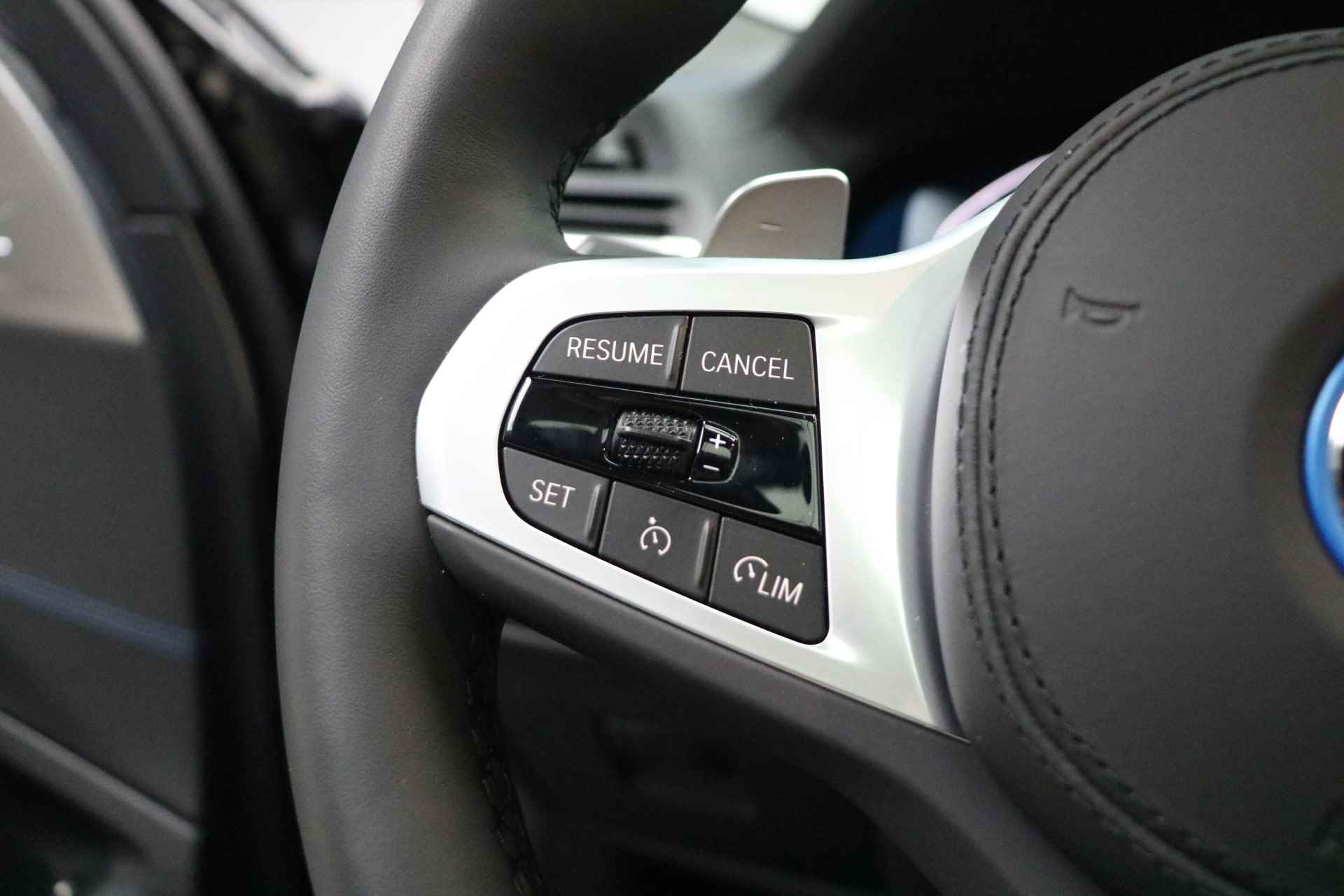BMW X3 xDrive30e High Executive M Sport Automaat / Panoramadak / Trekhaak / Laserlight / Parking Assistant Plus / Gesture Control / Comfort Access / Adaptief onderstel - 18/30