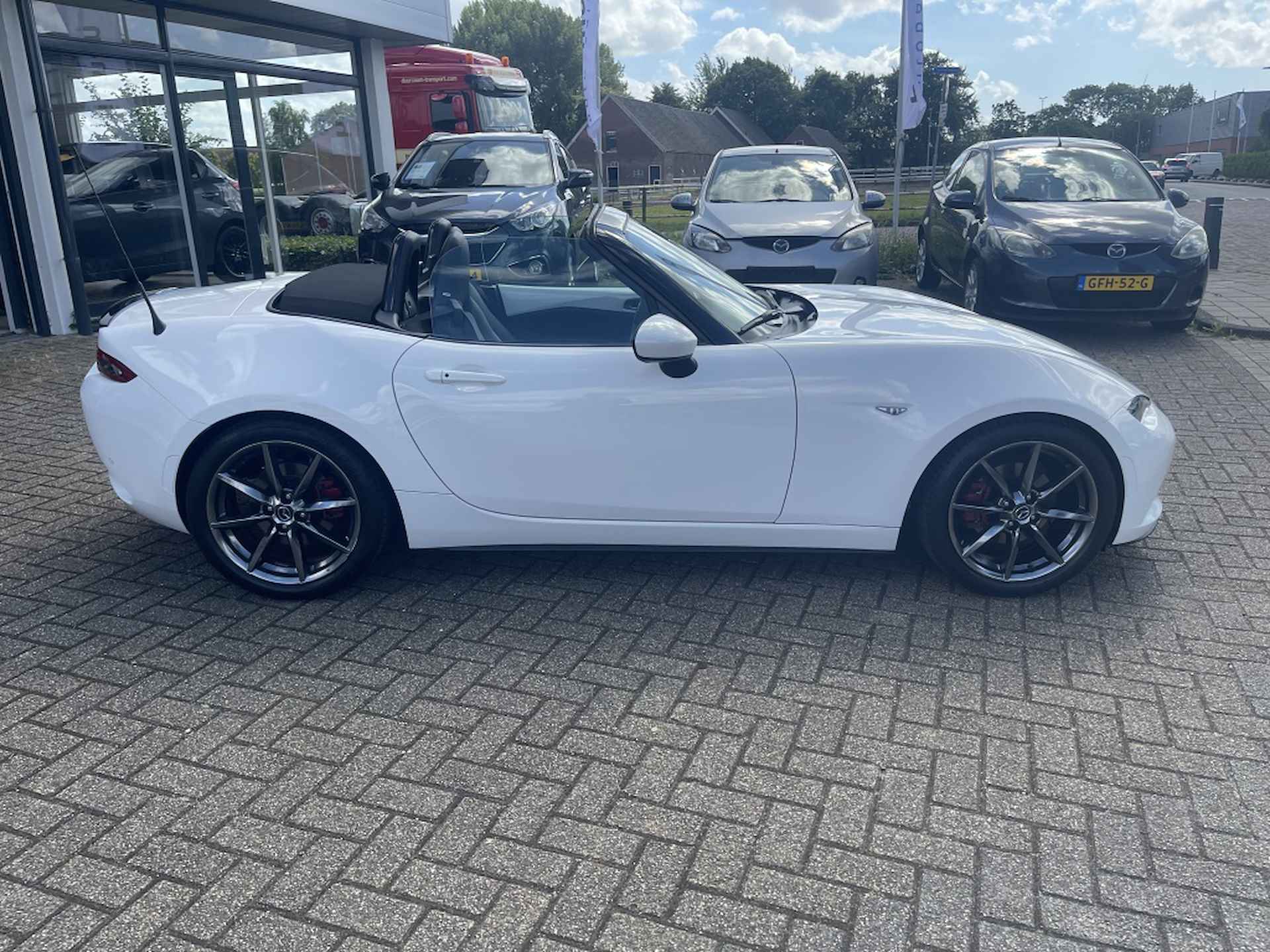 Mazda MX-5 2.0 SkyAc-G 160 GT-M - 8/37