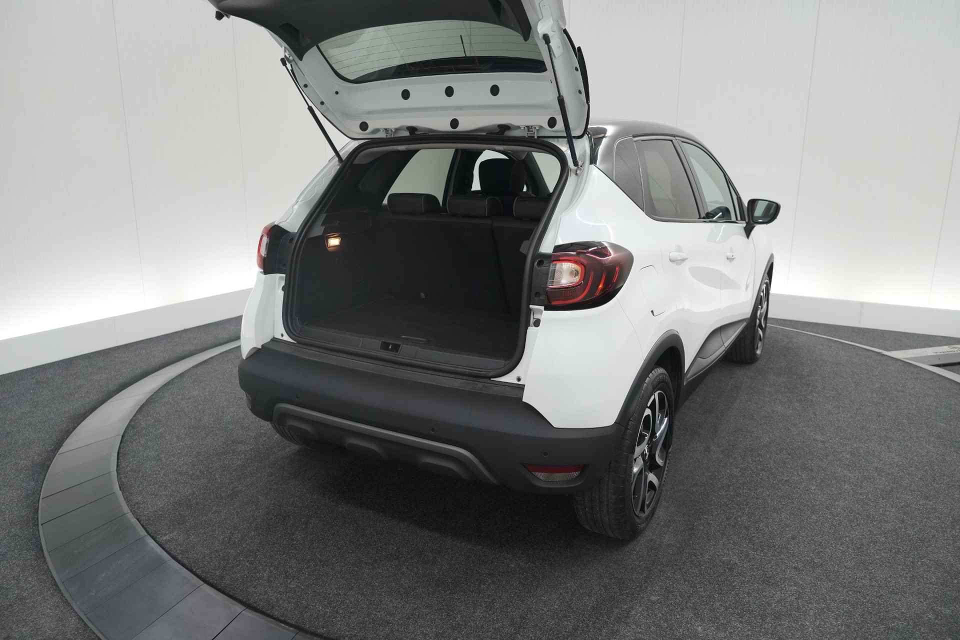 Renault Captur TCe 90 Bose | Camera | Bose Audio | Navigatie | Parkeersensoren - 60/75