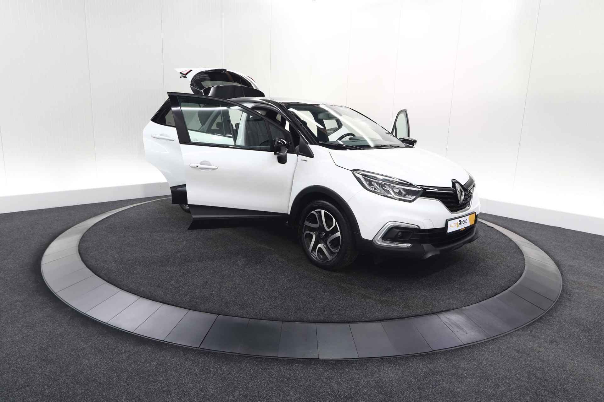 Renault Captur TCe 90 Bose | Camera | Bose Audio | Navigatie | Parkeersensoren - 74/75