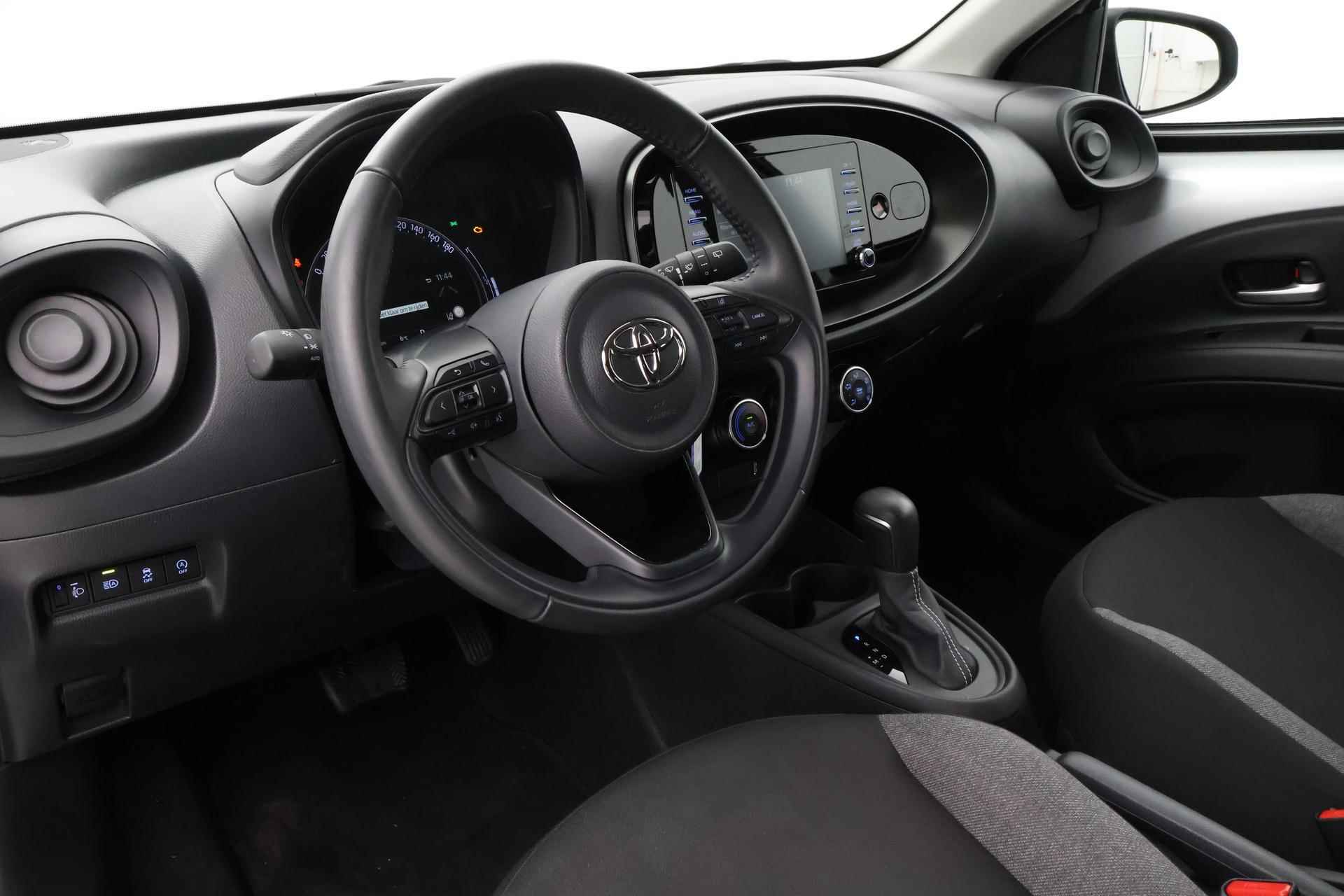 Toyota Aygo X 1.0 VVT-i Play | Apple/Android Automaat 5drs - 2/32