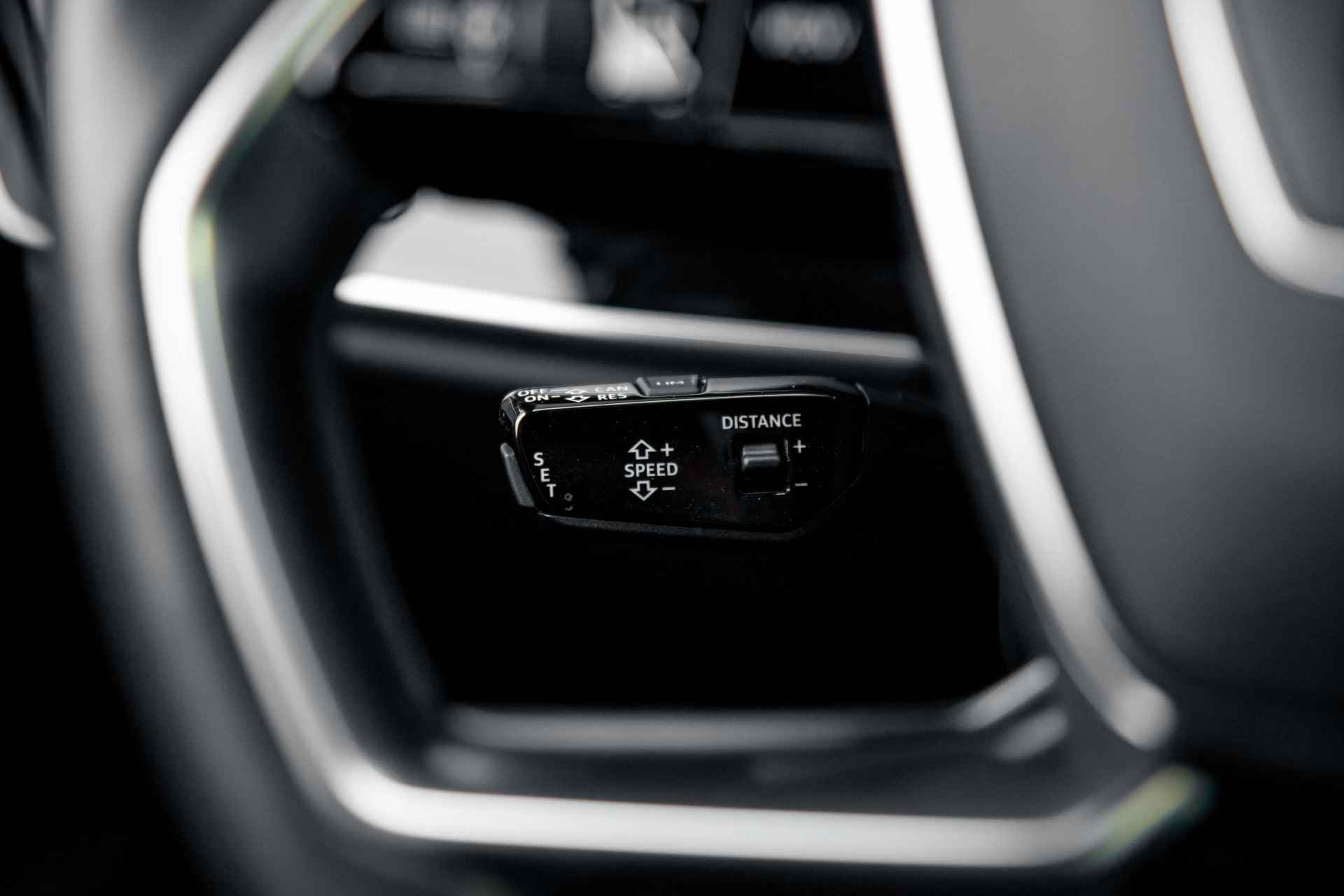 Audi A8 55 TFSI quattro Pro Line Plus | Panoramadak | Stoelventilatie + massagefunctie | Head up | Nachtzicht | Standkachel | 360 camera - 53/69