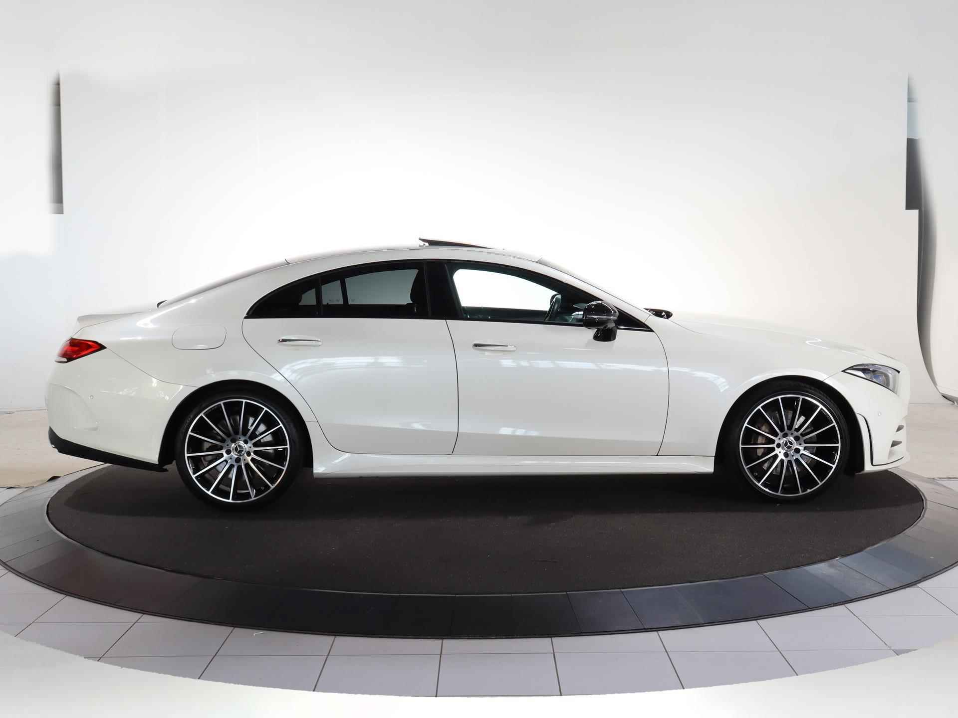 Mercedes-Benz CLS-klasse 450 4MATIC | AMG Line | Schuifdak | Widescreen | Burmester | Nappaleder | Keyless | Multibeam - 10/26