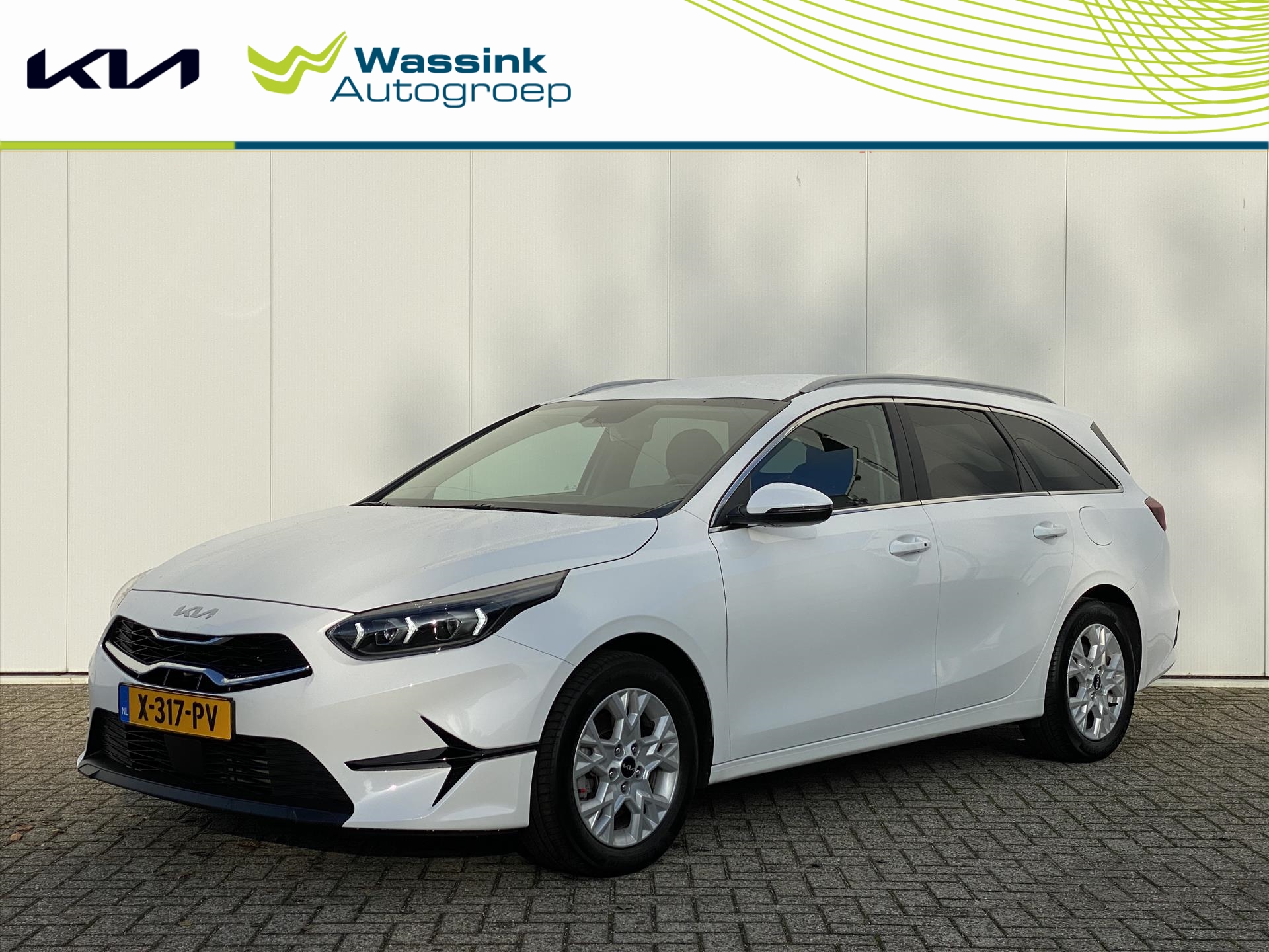 KIA Ceed Sw 1.0 T-GDi 120pk DynamicPlusLine | Navigatie | Camera | Parkeersensoren | Stoel & Stuur verwarming | KeyLess |