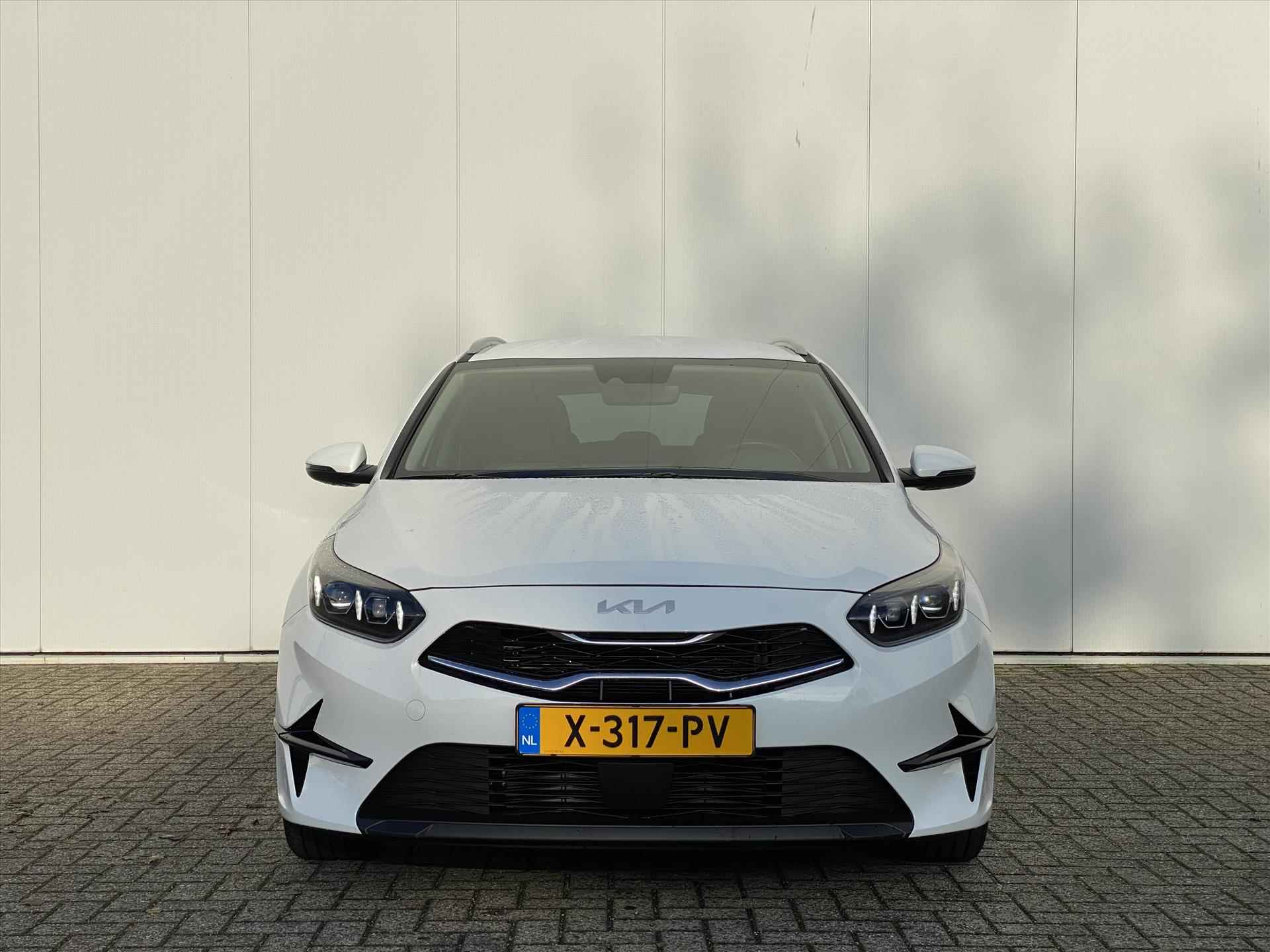 KIA Ceed Sw 1.0 T-GDi 120pk DynamicPlusLine | Navigatie | Camera | Parkeersensoren | Stoel & Stuur verwarming | KeyLess | - 2/45