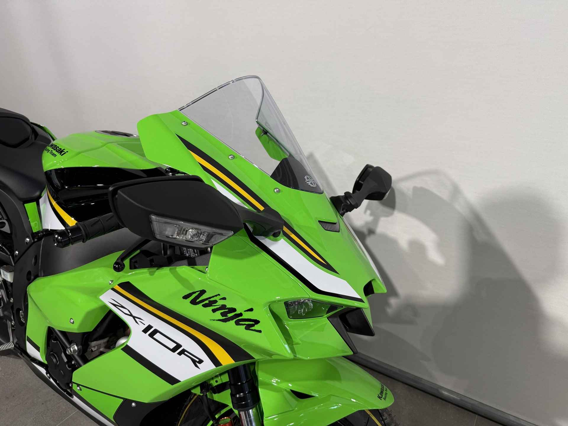 Kawasaki ZX 10 R - 2/9