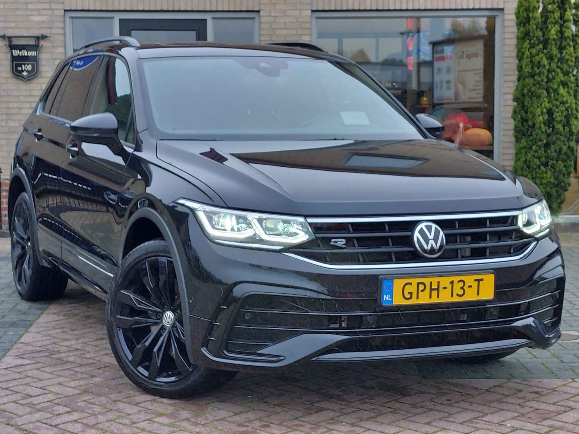 Volkswagen Tiguan 1.4 TSI eHybrid R-Line Black Style | Pano | Trekhaak | ACC - 2/70