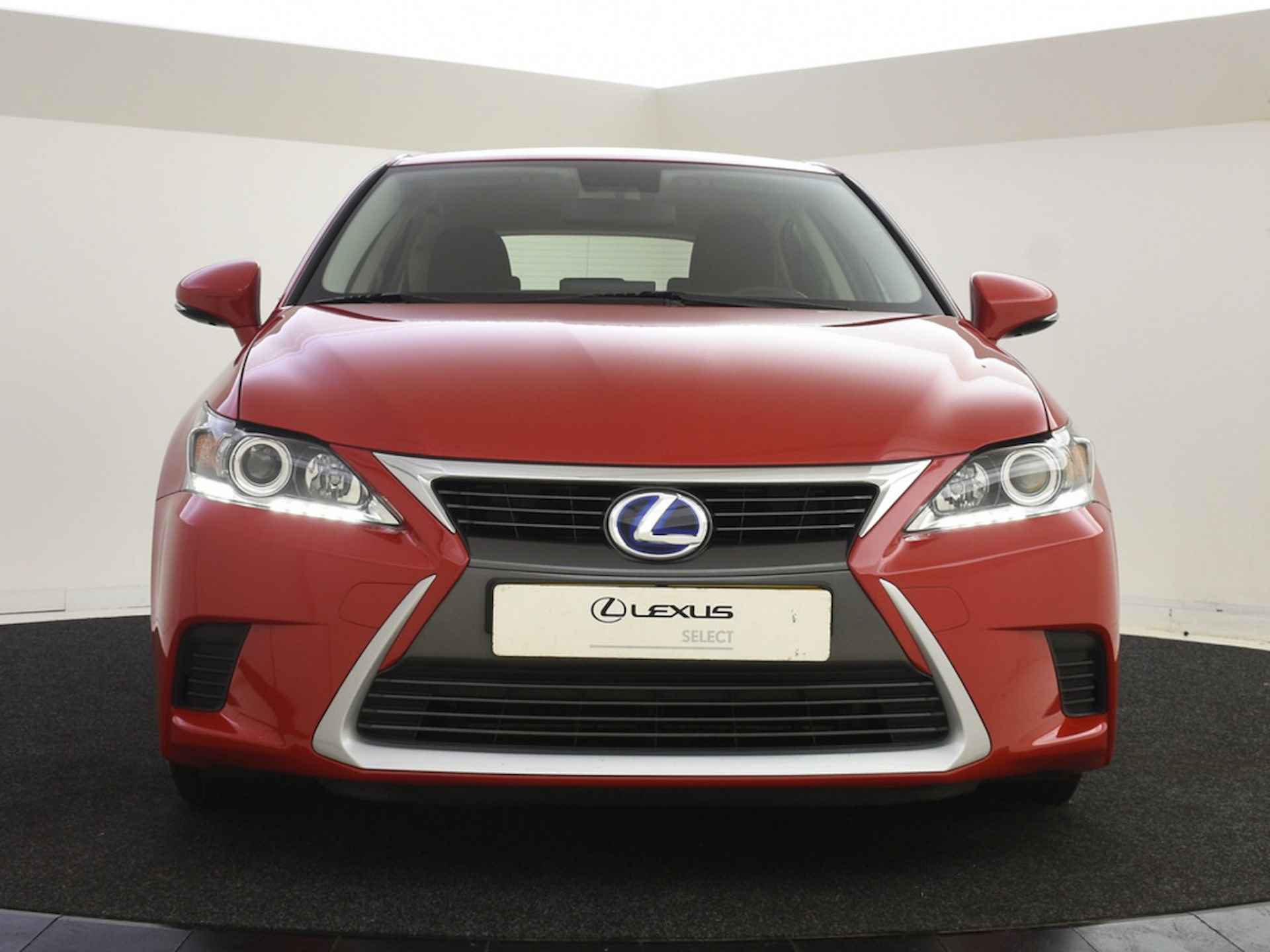 Lexus CT 200h | PDC achter / Stoelverwarming - 3/35