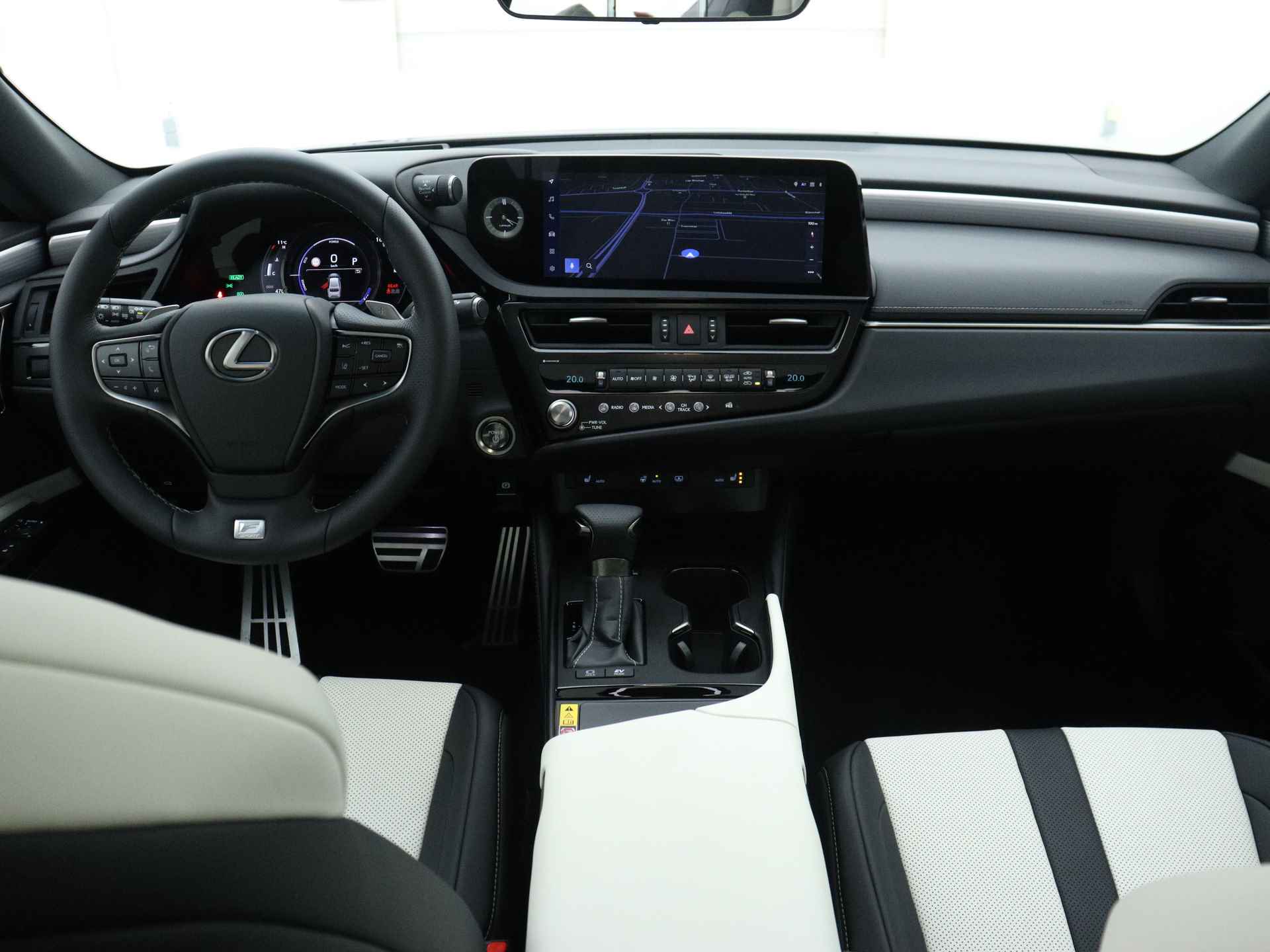 Lexus ES 300h F Sport Line | Achteruitrijcamera | Climate Control | PDC | PhoneConnect | - 6/48