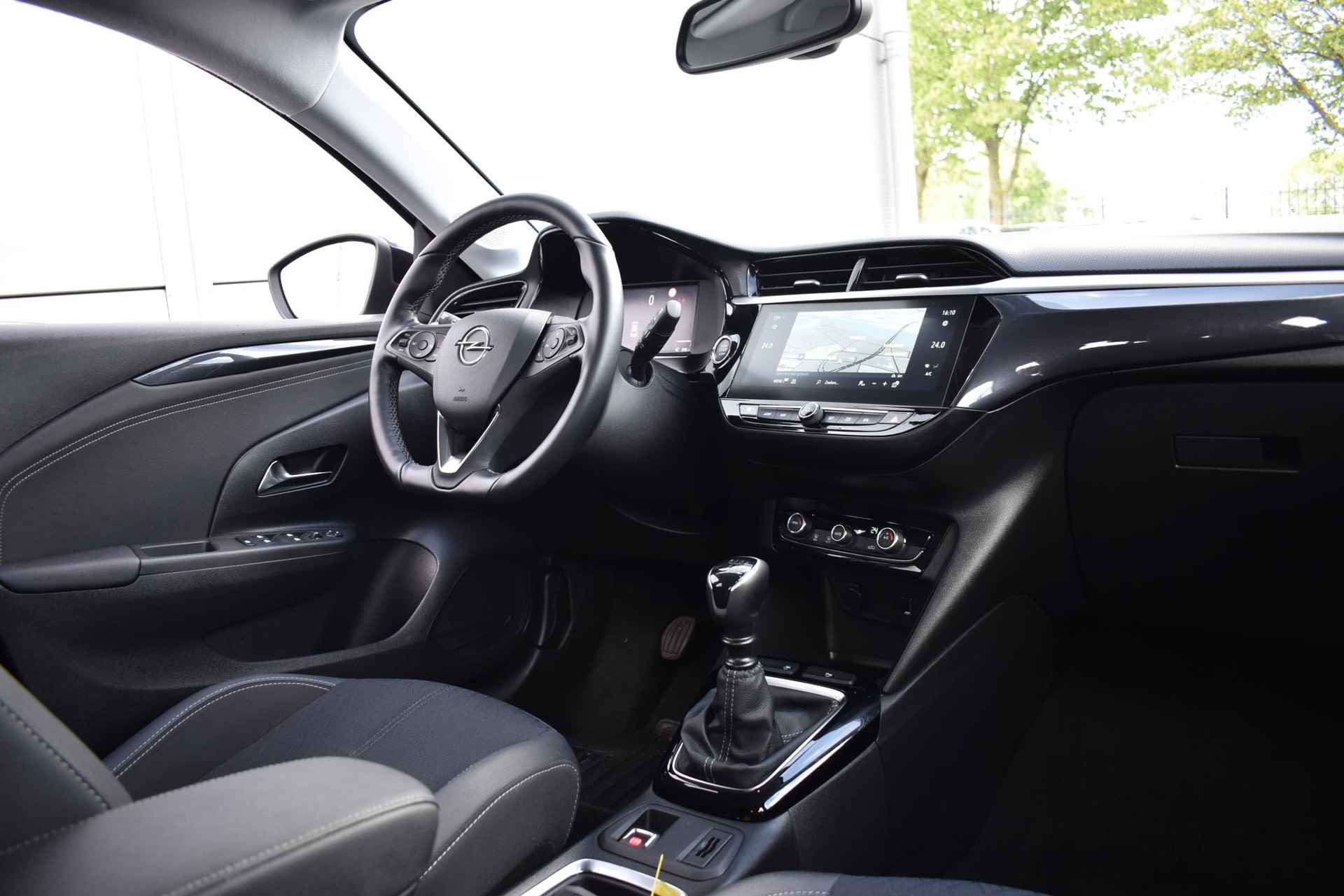 Opel Corsa 1.2 turbo Elegance / led / navi / camera / keyless - 4/43