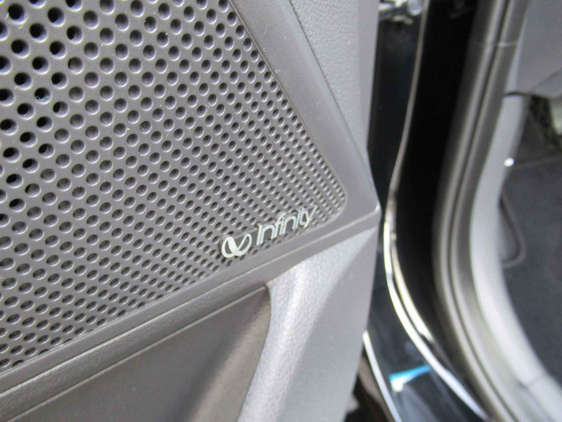 Hyundai IONIQ 1.6 GDi First Edition Dealer onderh | Xenon - LED | Navi | Camera | PDC | 17"inch - 14/32