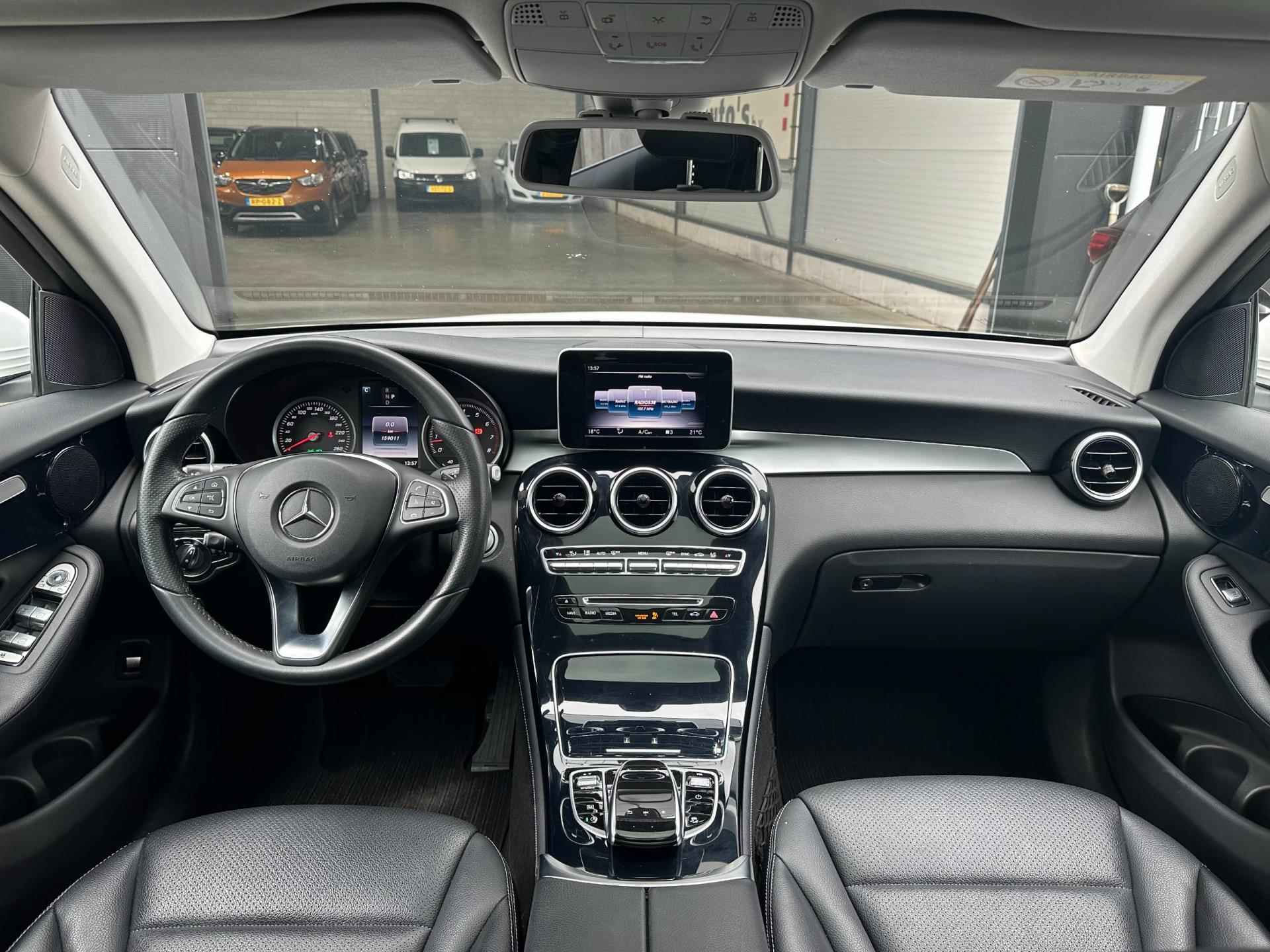 Mercedes-Benz GLC-klasse 250 4MATIC Premium + Panorama | Leder | Camera | Stoelverwarming | Rijklaarprijs - 13/33