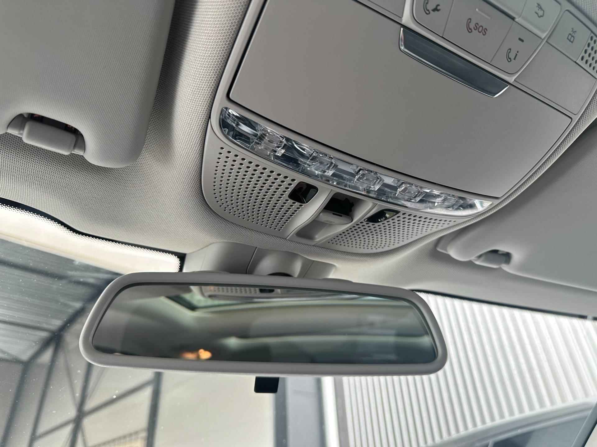Mercedes-Benz GLC-klasse 250 4MATIC Premium + Panorama | Leder | Camera | Stoelverwarming | Rijklaarprijs - 31/33