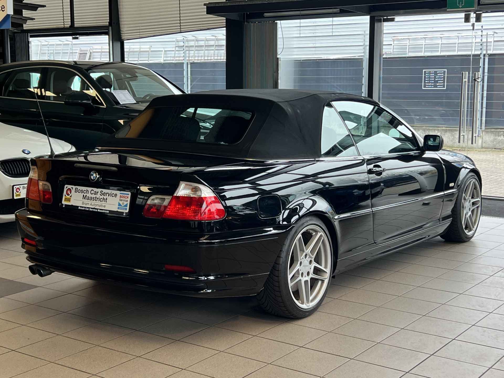 BMW 3 Serie 330 Cabrio | Full Service History | Xenon | Harman/Kardon | 330Ci Executive | Interesse, Proefrit? Bel of app met: 06-24 28 28 42 - 31/43