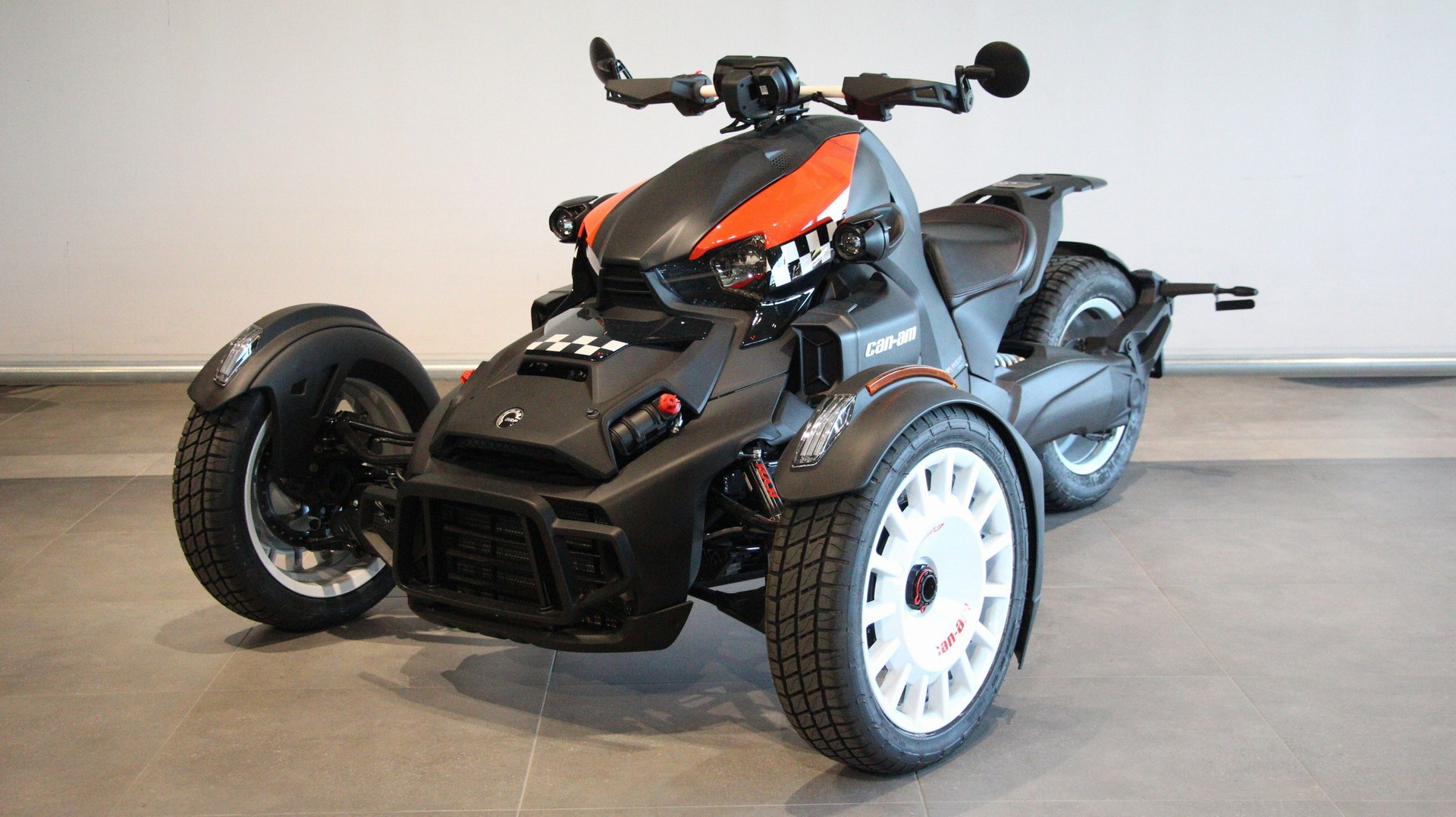 CAN-AM RYKER 900 RALLY