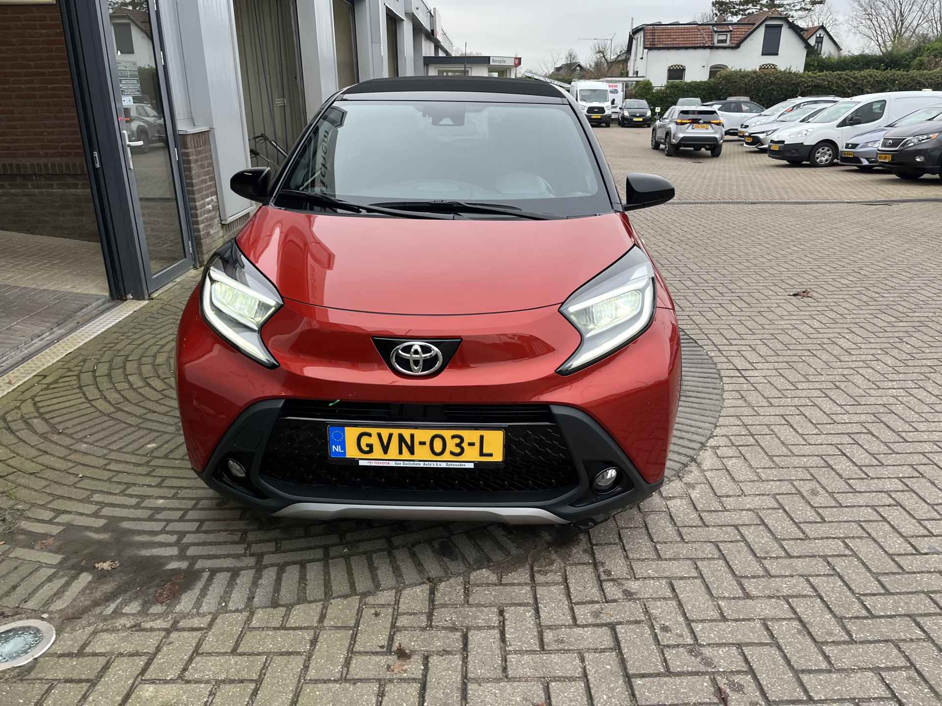 Toyota Aygo X 1.0 VVT-i MT Premium - 6/34