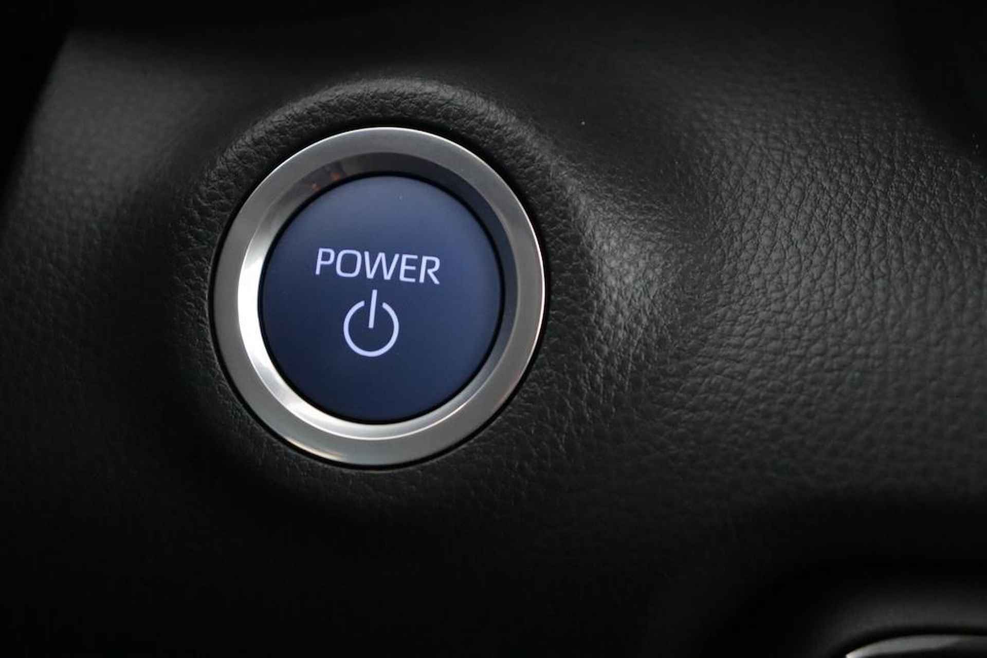Toyota Yaris 1.5 Hybrid Dynamic Automaat | Stoelverwarming | Parkeercamera | Climate Control | - 38/45