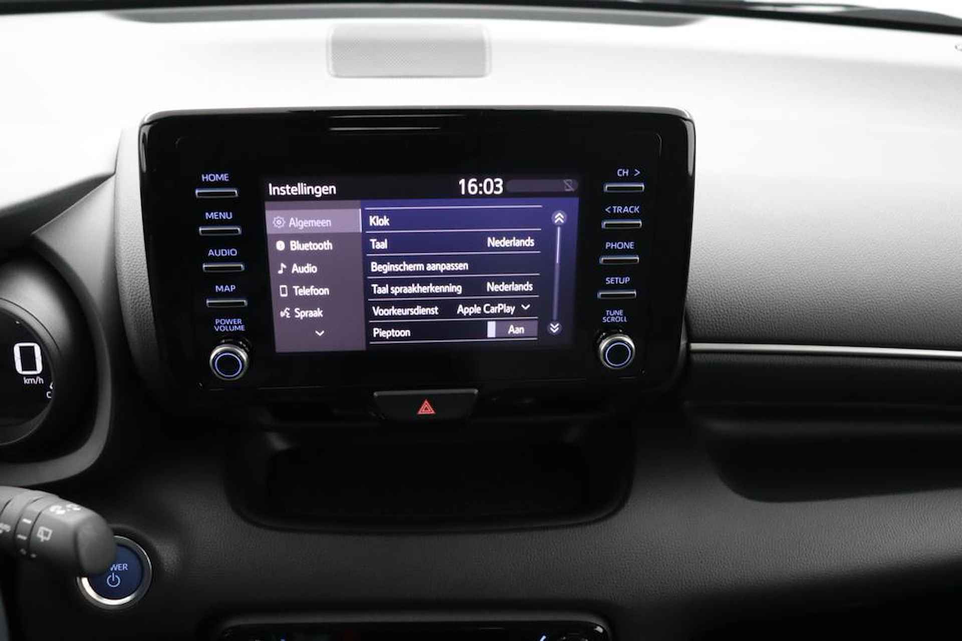 Toyota Yaris 1.5 Hybrid Dynamic Automaat | Stoelverwarming | Parkeercamera | Climate Control | - 41/45
