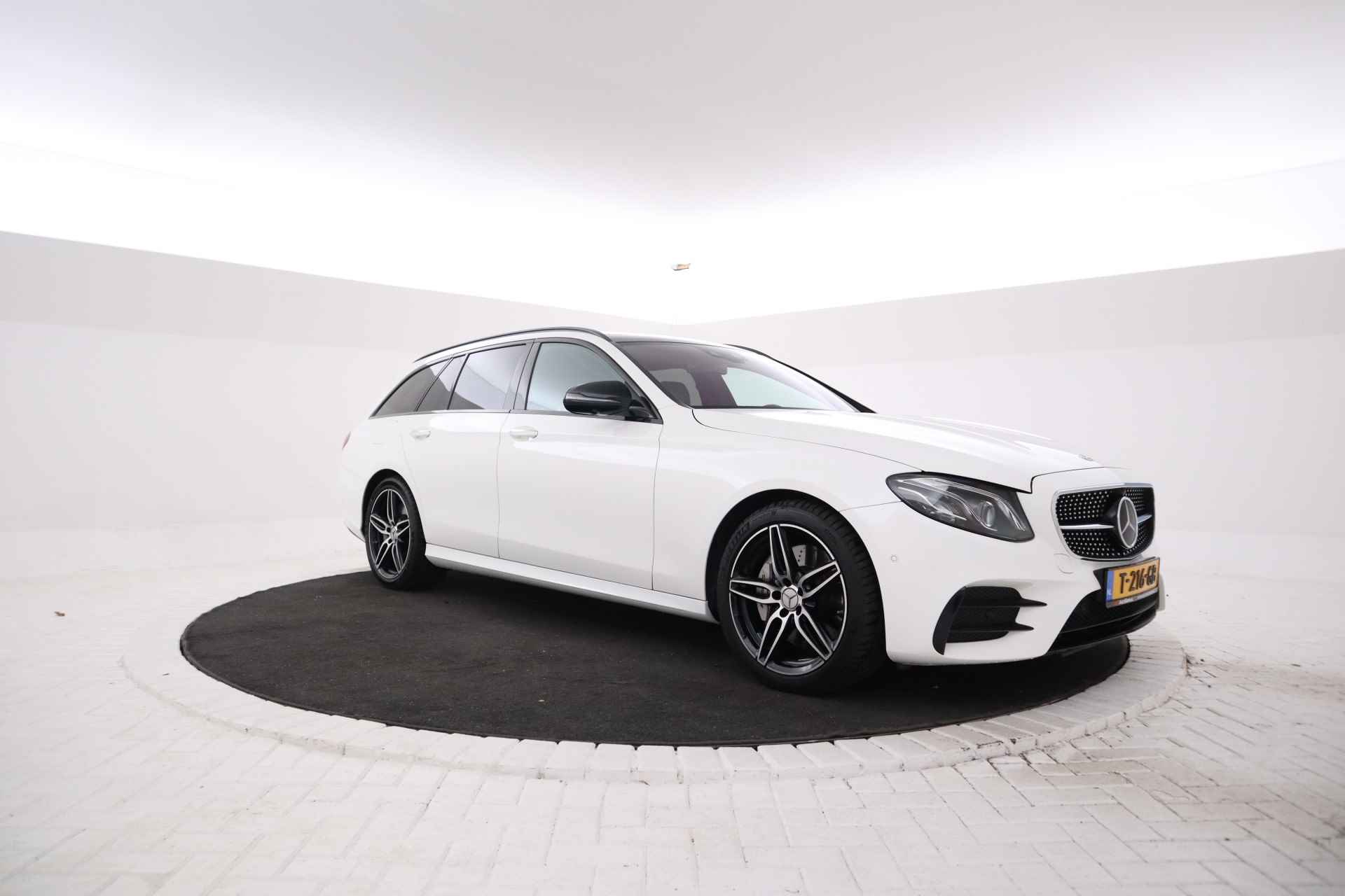 Mercedes-Benz E-Klasse Estate 53 AMG 4MATIC Premium Plus 435PK!! Camera, Navigatie, Stoelverwarming etc etc! - 3/42