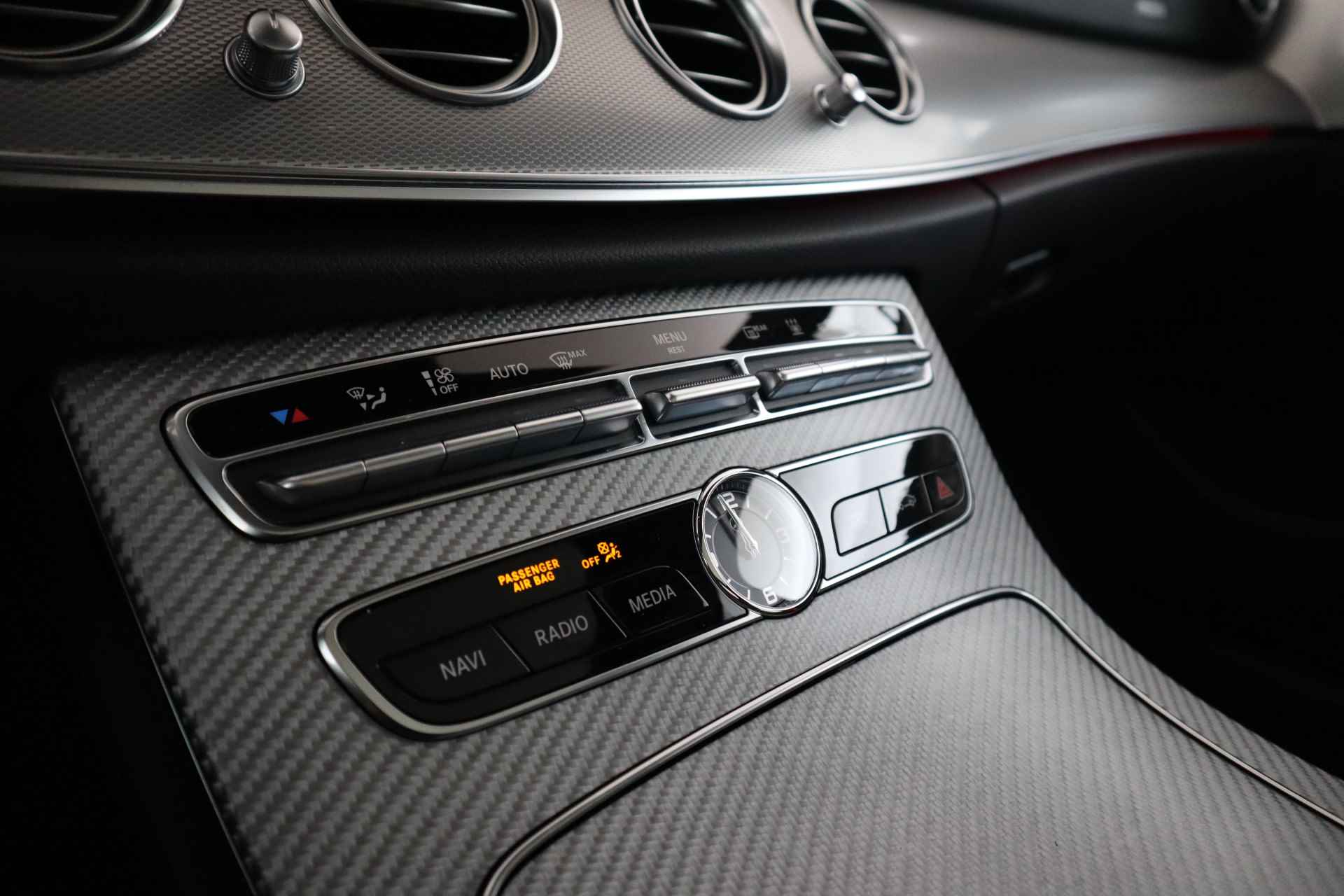 Mercedes-Benz E-Klasse Estate 53 AMG 4MATIC Premium Plus 435PK!! Camera, Navigatie, Stoelverwarming etc etc! - 35/42