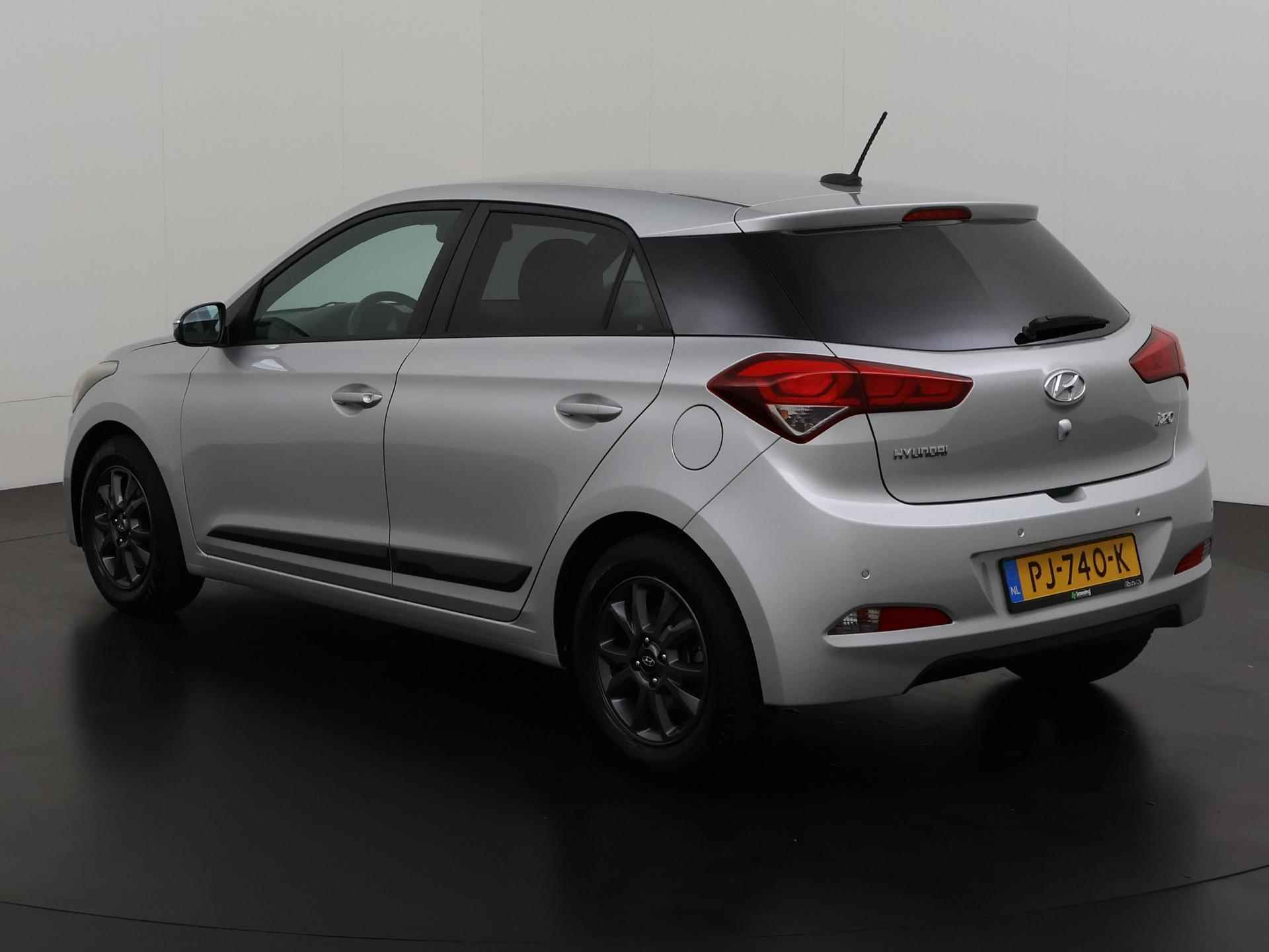 Hyundai i20 1.0 T-GDI Black Edition | Camera | Navigatie | Zondag Open! - 6/31