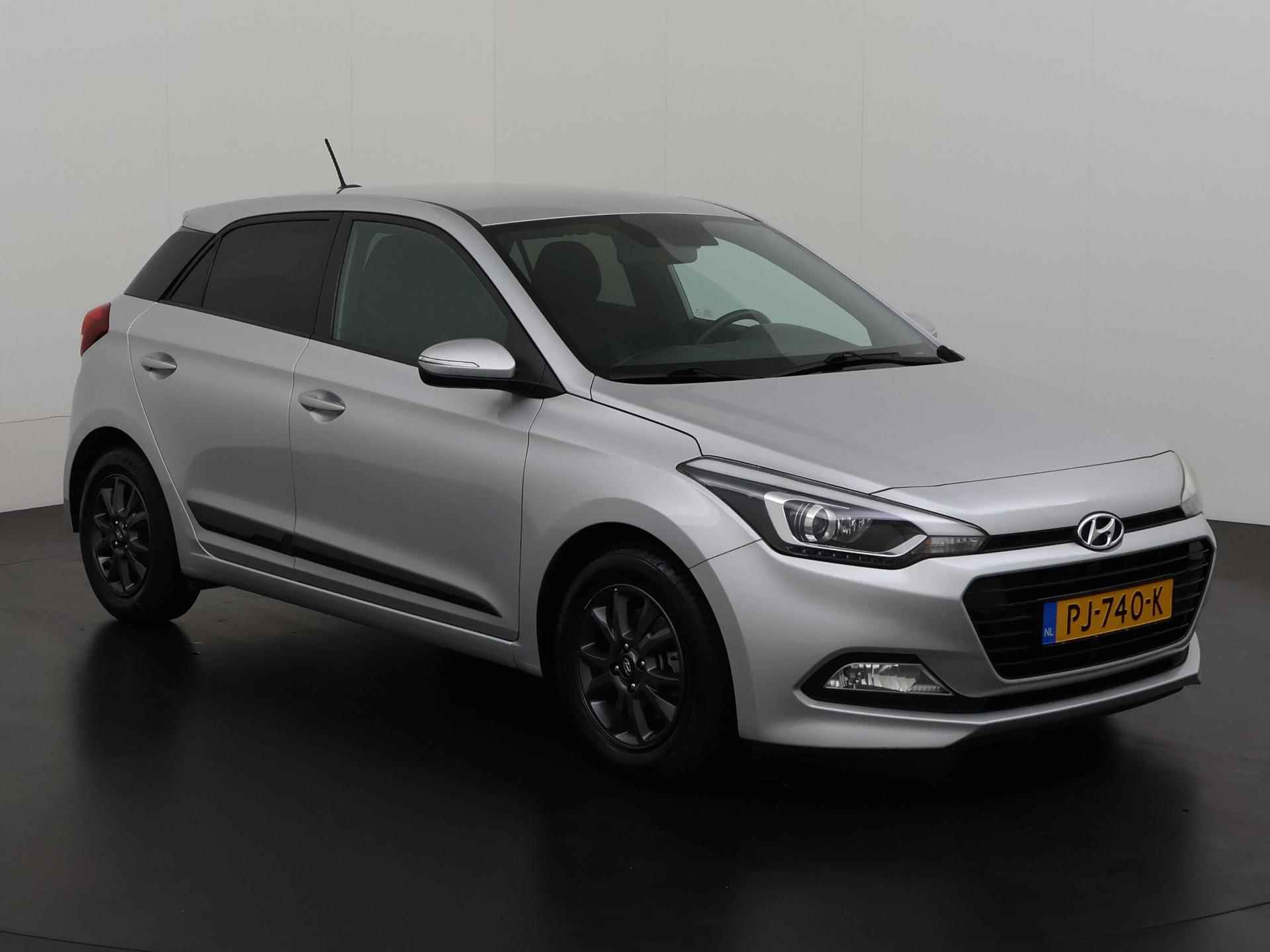 Hyundai i20 1.0 T-GDI Black Edition | Camera | Navigatie | Zondag Open! - 25/31