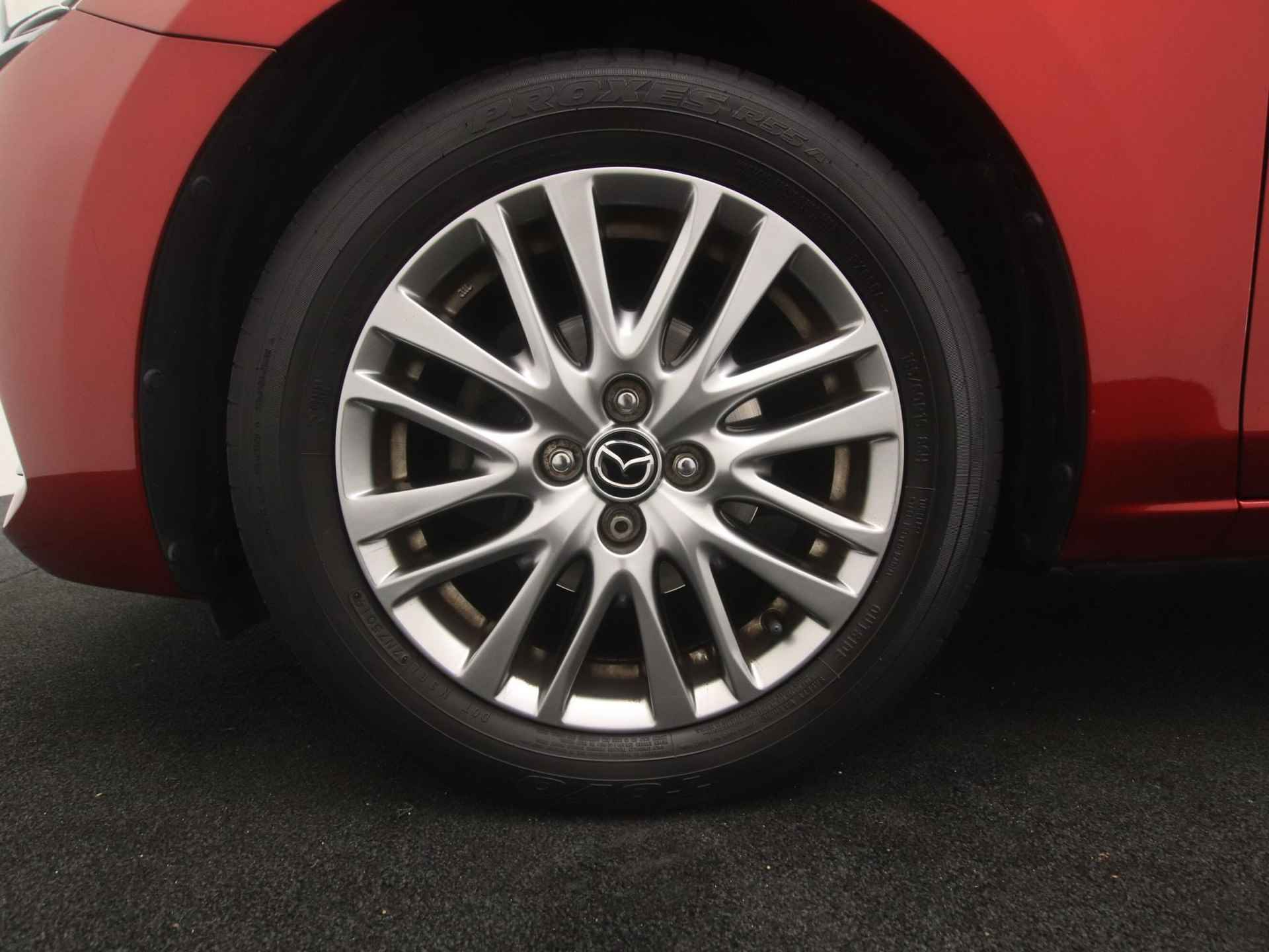 Mazda 2 1.5 Skyactiv-G Luxury i-Activesense : dealer onderhouden - 10/45