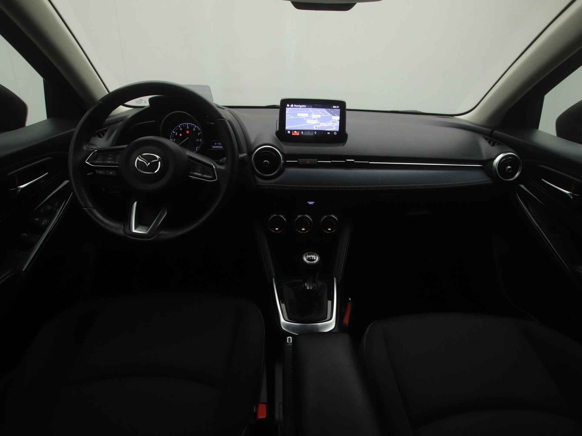 Mazda 2 1.5 Skyactiv-G Luxury i-Activesense : dealer onderhouden - 21/45