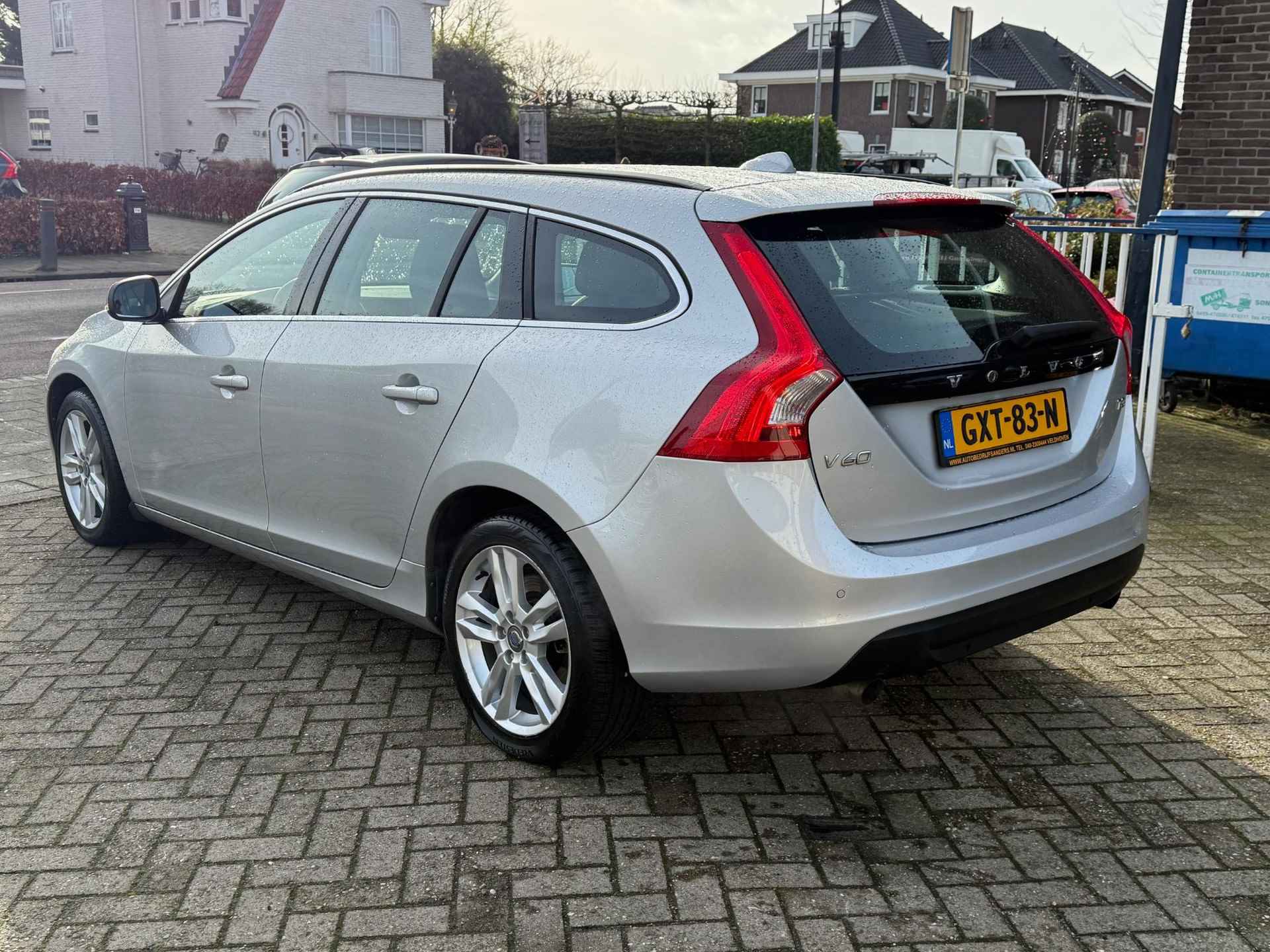 Volvo V60 1.6 T3 Momentum Family-line - 4/23